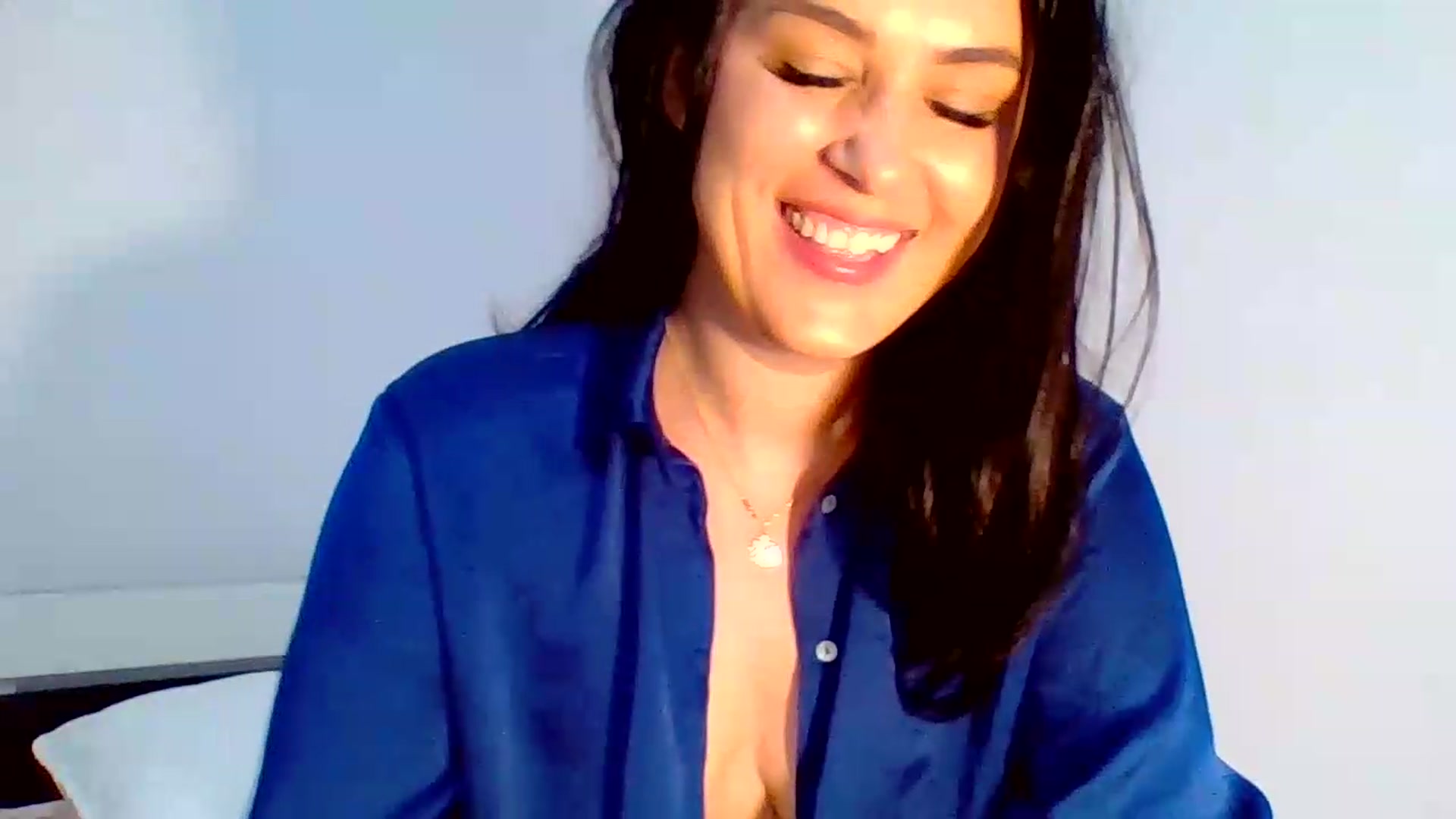 Gallery image thumbnail from InocenteWet's myfreecams stream on, 07/10/2026, 05:49 image 14 of 20