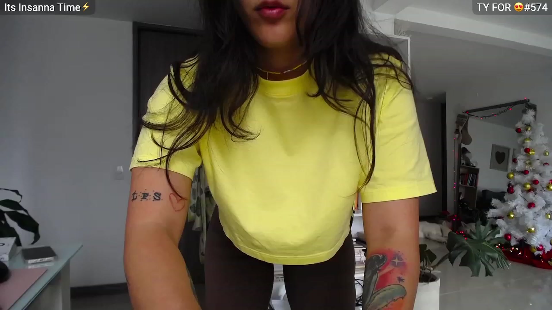Gallery image thumbnail from Insanna's myfreecams stream on, 12/09/2022, 20:18 image 3 of 20