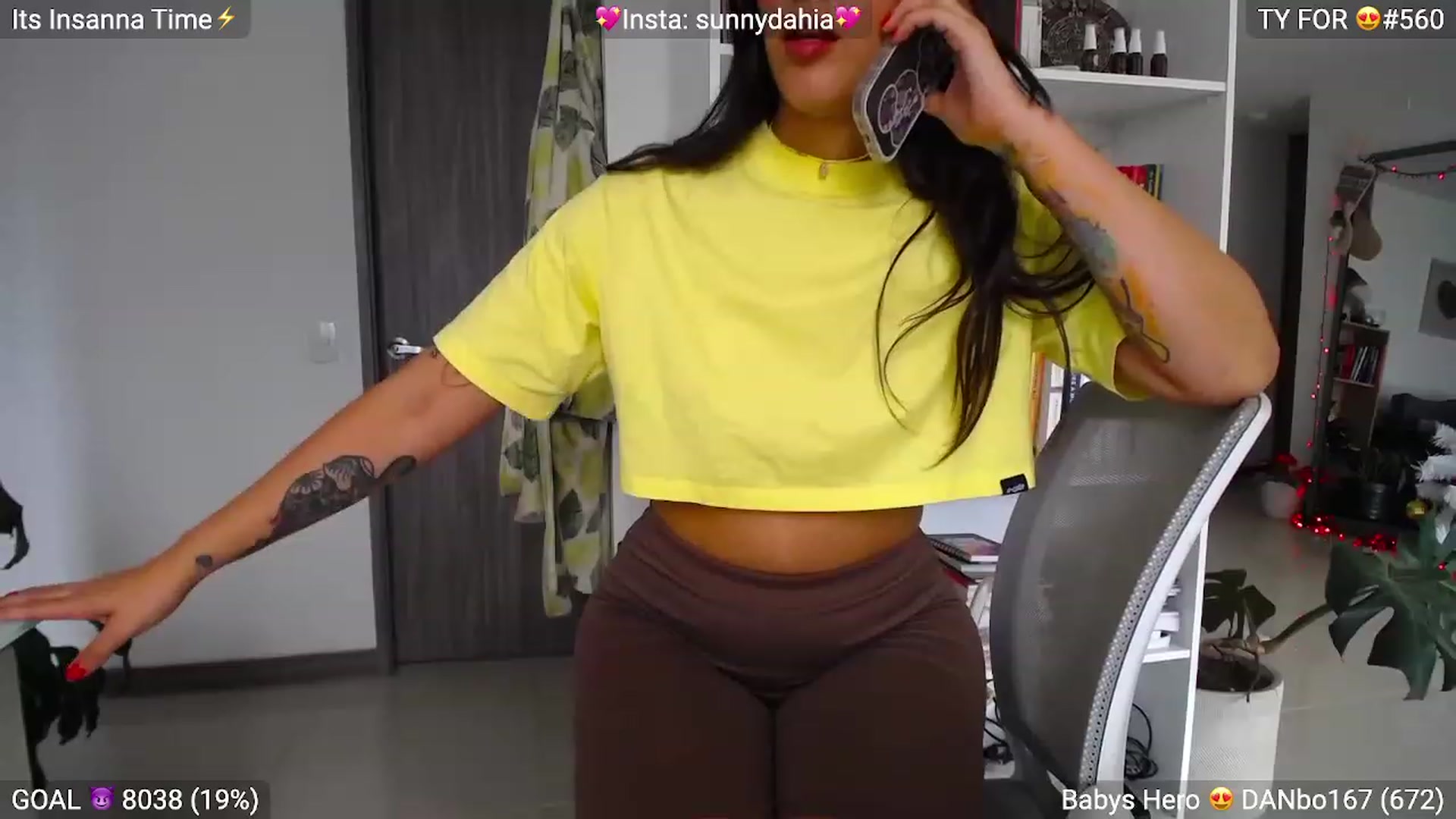 Gallery image thumbnail from Insanna's myfreecams stream on, 12/09/2022, 20:18 image 17 of 20