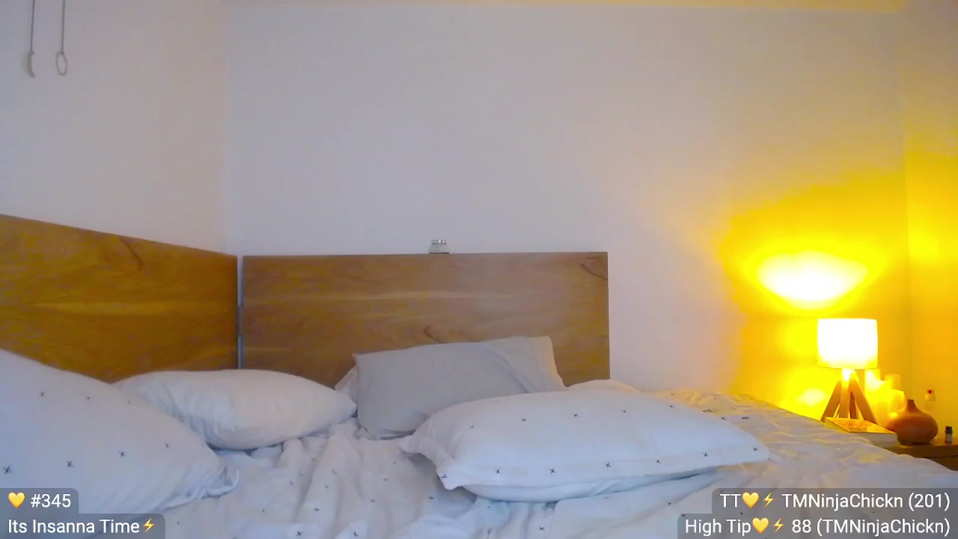 Gallery image thumbnail from Insanna's myfreecams stream on, 02/04/2023, 01:50 image 4 of 20