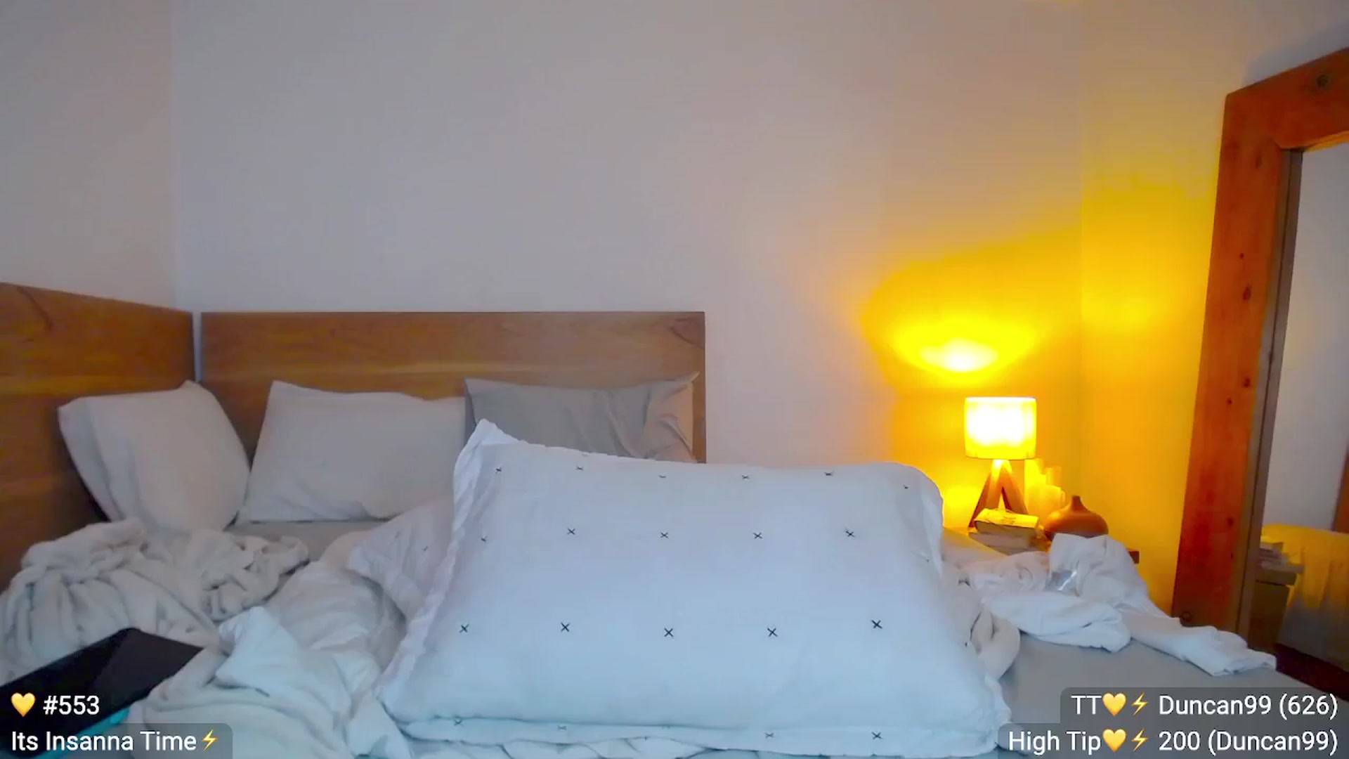 Gallery image thumbnail from Insanna's myfreecams stream on, 02/07/2023, 02:35 image 18 of 20