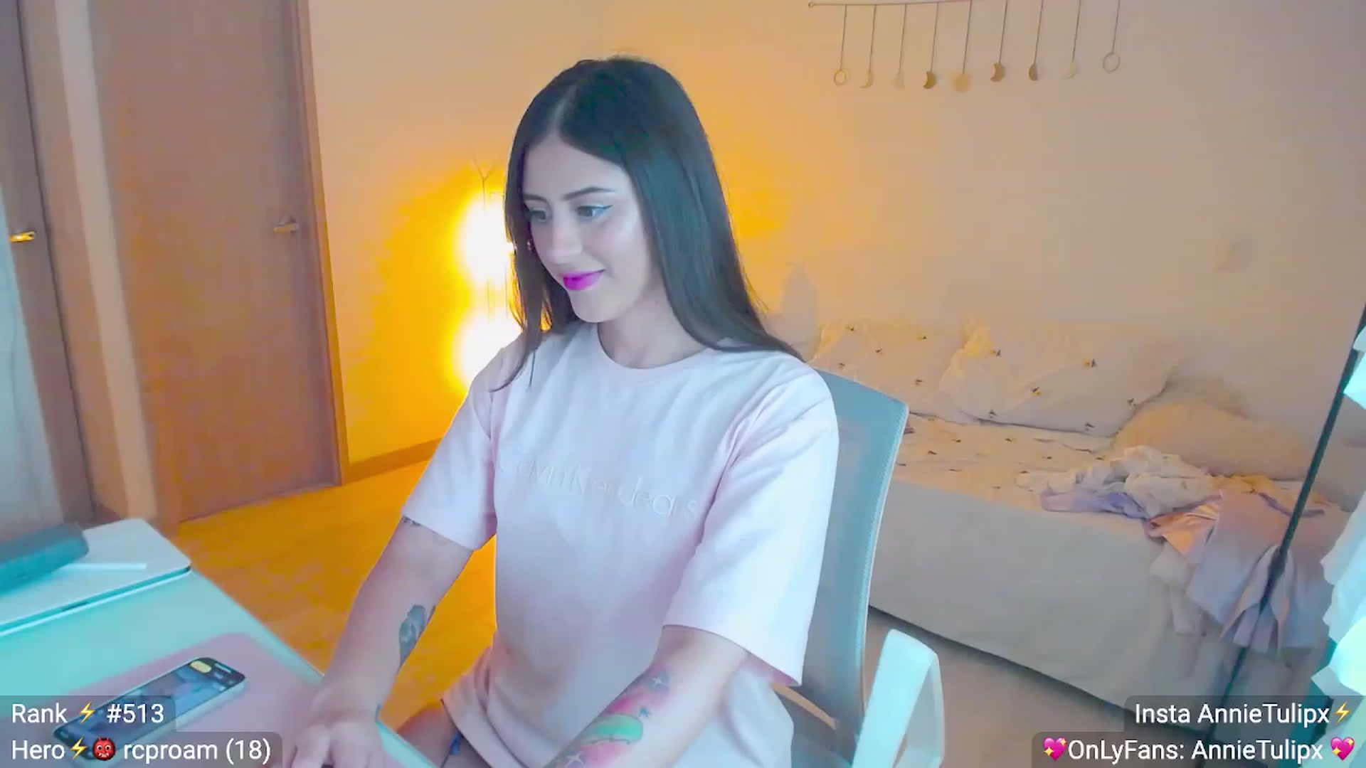 Gallery image thumbnail from Insanna's myfreecams stream on, 06/16/2023, 23:17 image 11 of 20