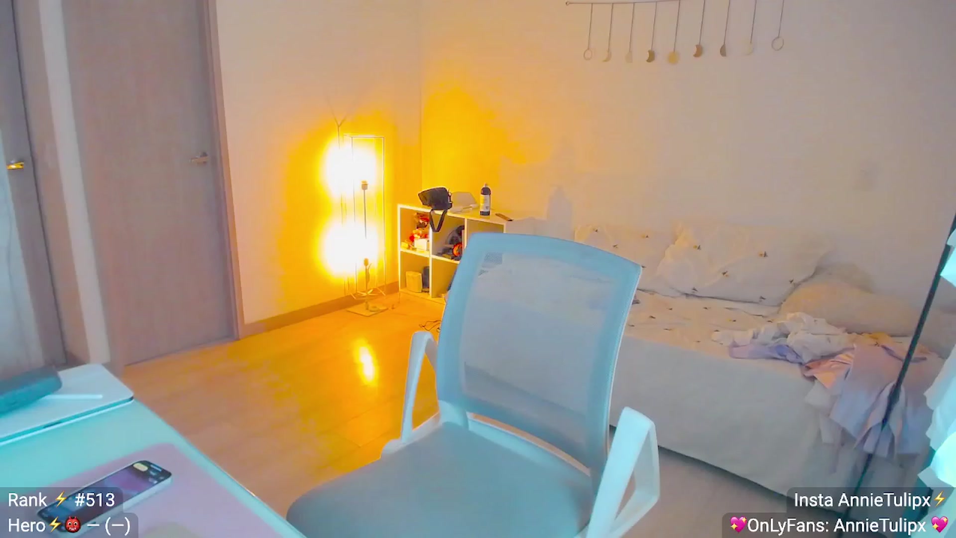 Gallery image thumbnail from Insanna's myfreecams stream on, 06/16/2023, 23:17 image 7 of 20