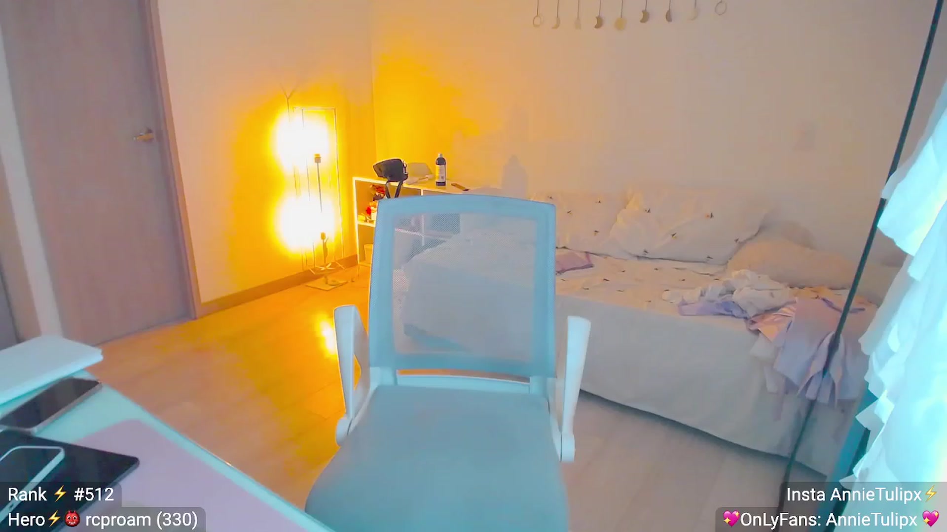 Gallery image thumbnail from Insanna's myfreecams stream on, 06/17/2023, 01:24 image 15 of 20