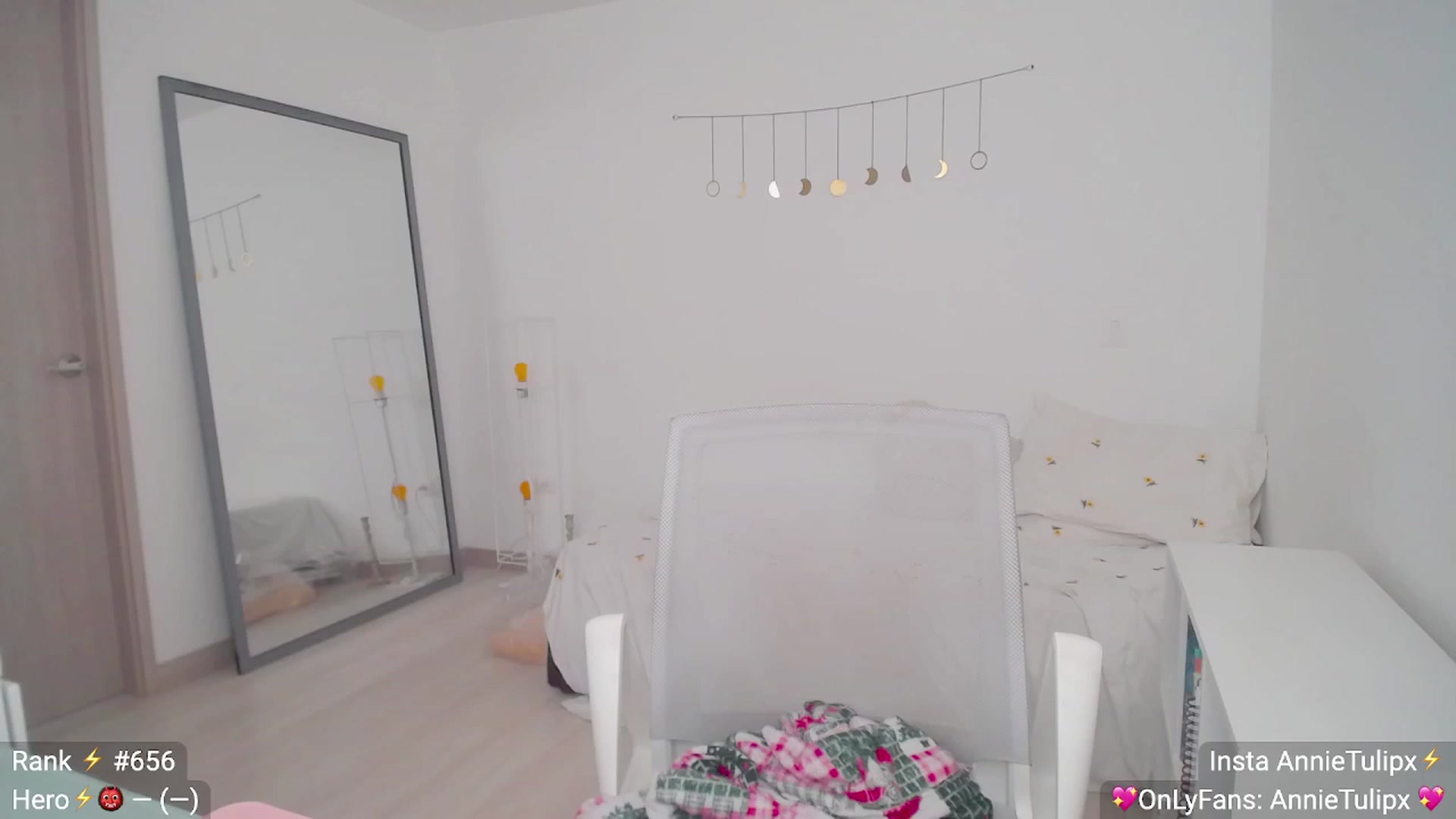 Gallery image thumbnail from Insanna's myfreecams stream on, 06/27/2023, 14:31 image 20 of 20