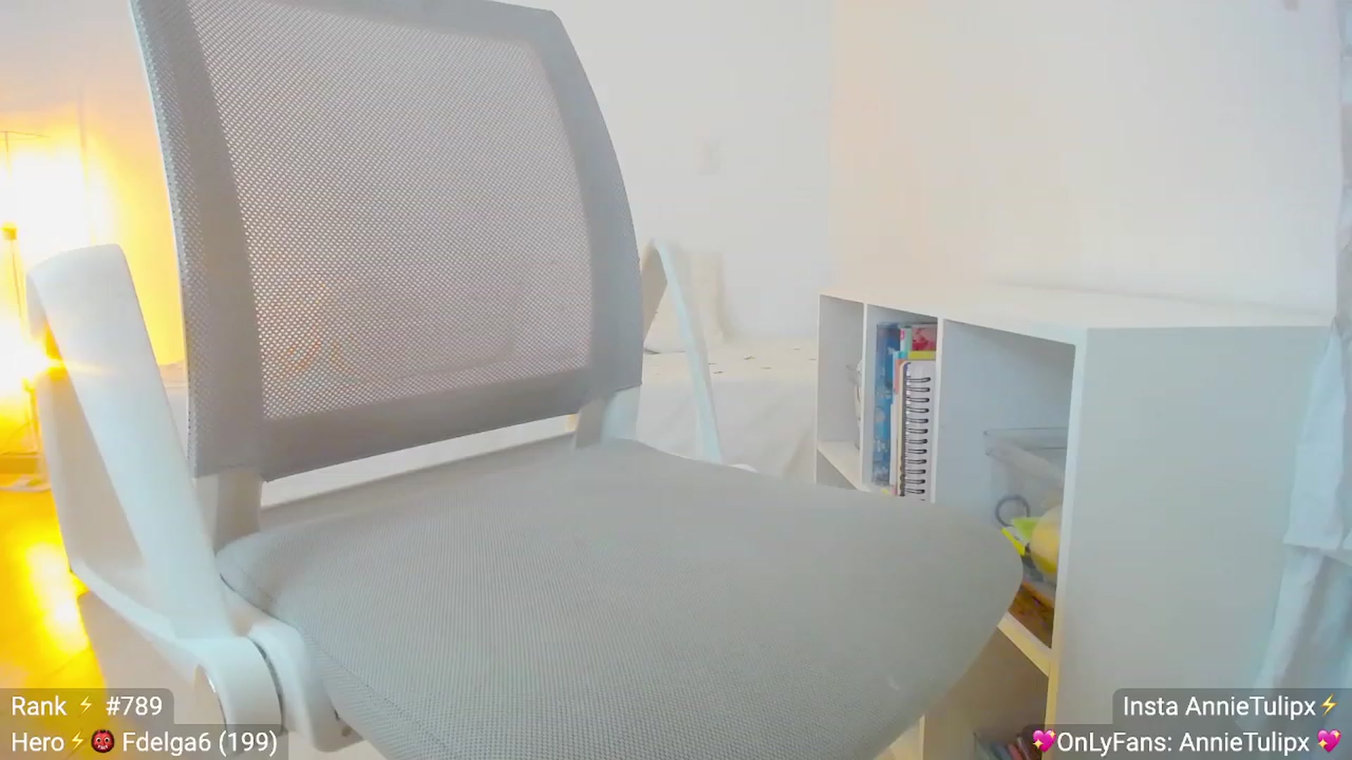 Gallery image thumbnail from Insanna's myfreecams stream on, 06/30/2023, 23:56 image 12 of 20