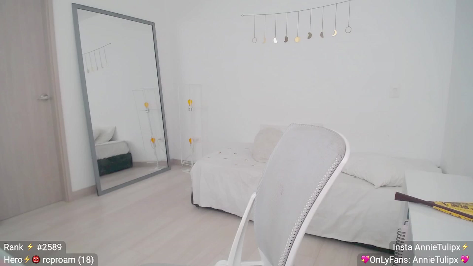 Gallery image thumbnail from Insanna's myfreecams stream on, 07/01/2023, 19:58 image 10 of 20