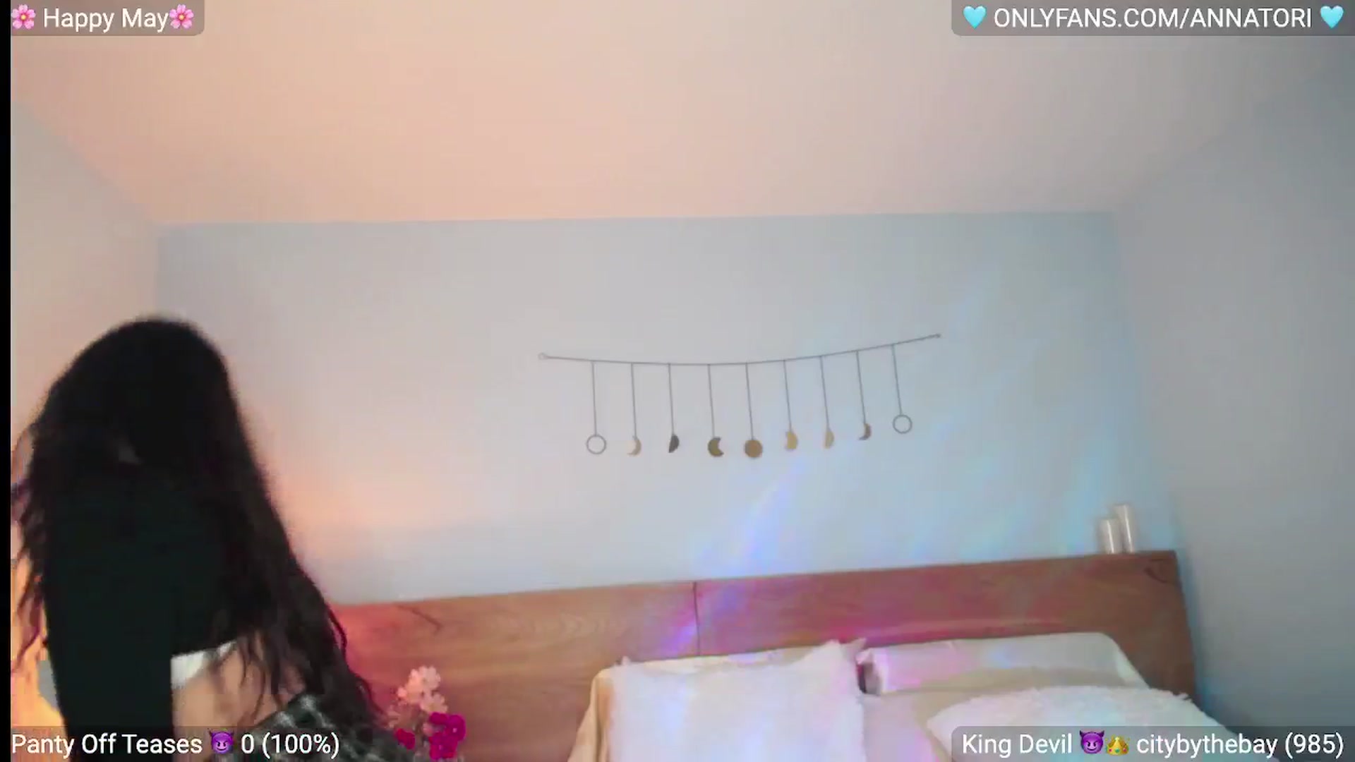 Gallery image thumbnail from Insanna's myfreecams stream on, 05/26/2024, 02:00 image 15 of 20