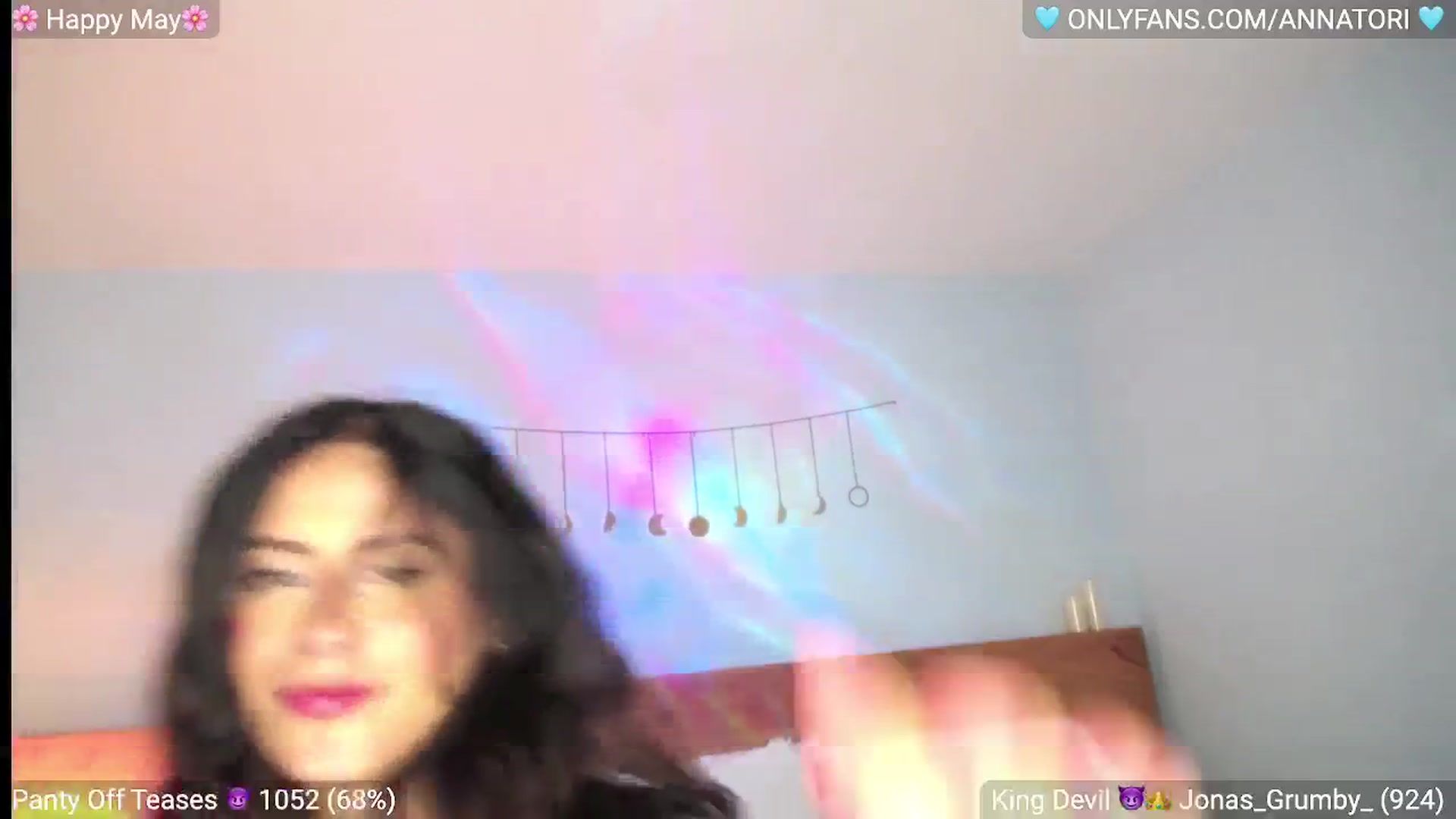 Gallery image thumbnail from Insanna's myfreecams stream on, 05/26/2024, 02:00 image 9 of 20