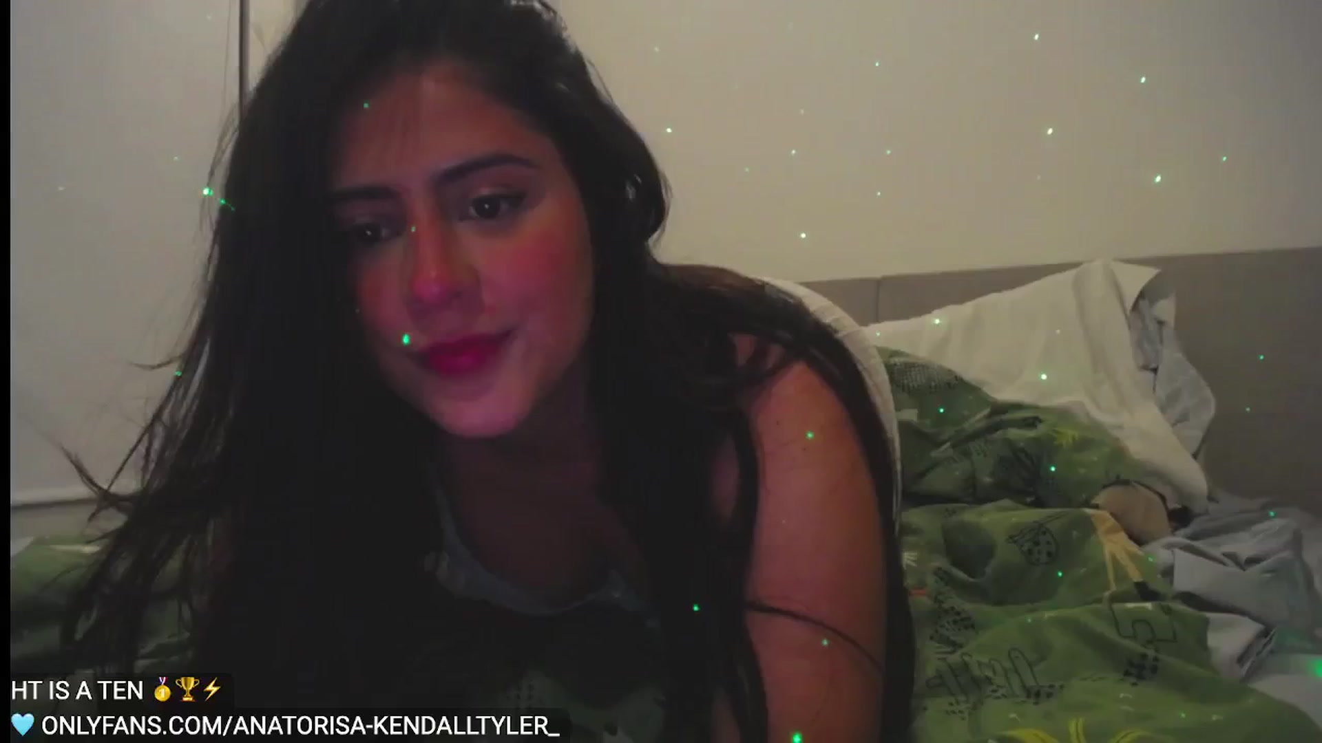 Gallery image thumbnail from Insanna's myfreecams stream on, 06/15/2024, 23:56 image 6 of 20