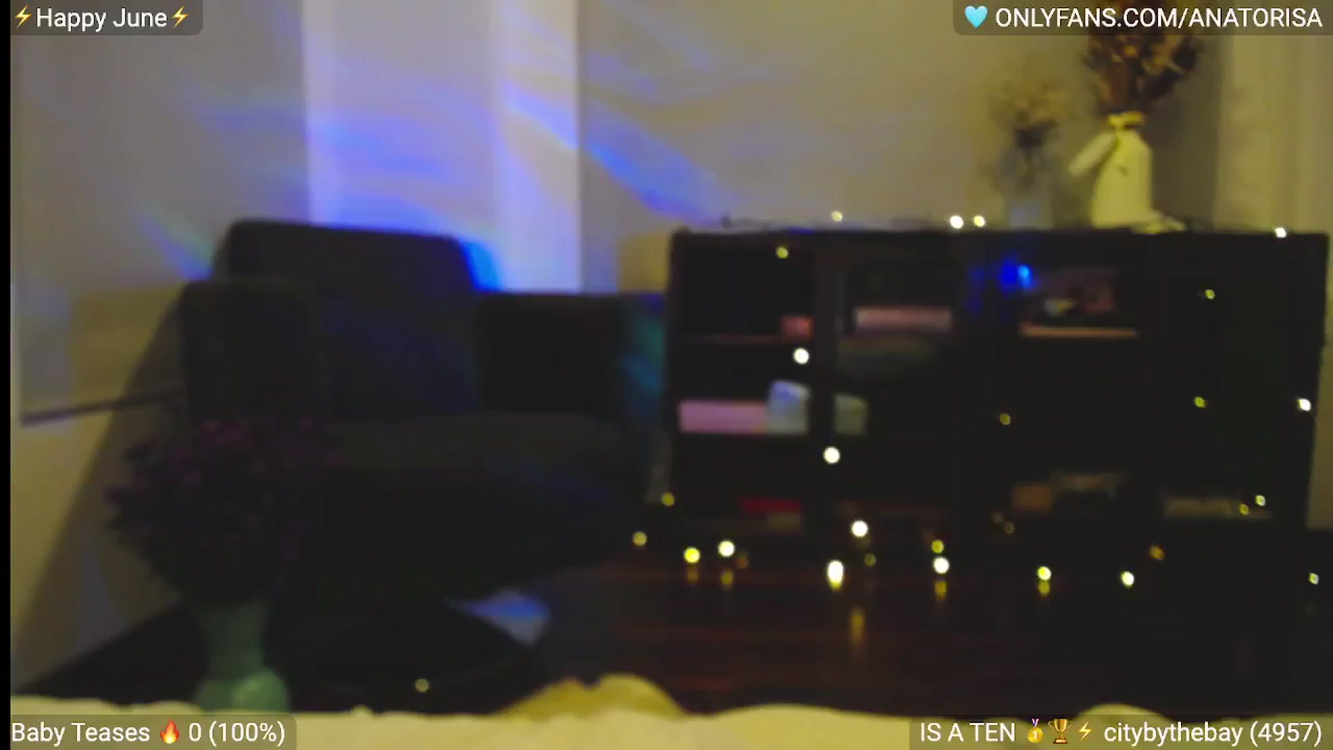Gallery image thumbnail from Insanna's myfreecams stream on, 06/22/2024, 03:01 image 10 of 20