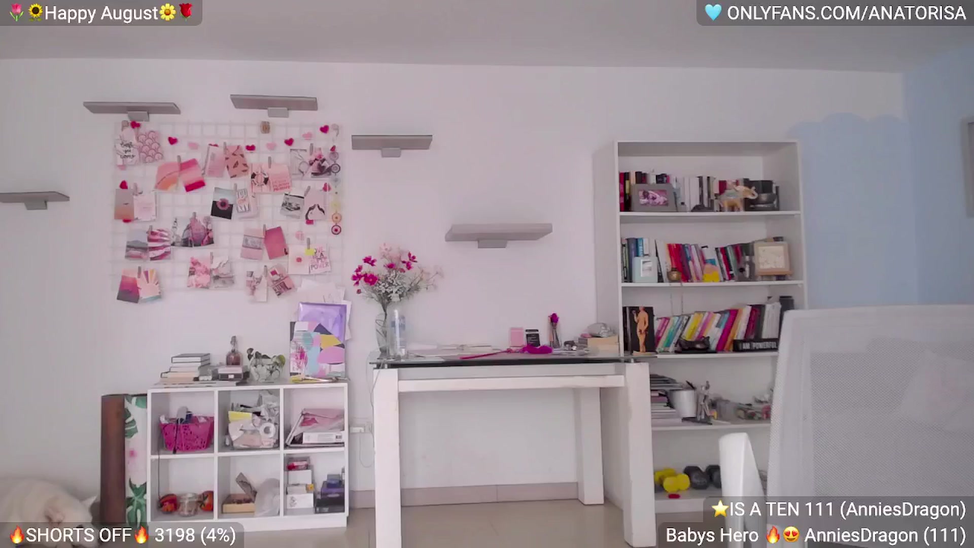 Gallery image thumbnail from Insanna's myfreecams stream on, 08/31/2024, 16:32 image 6 of 20