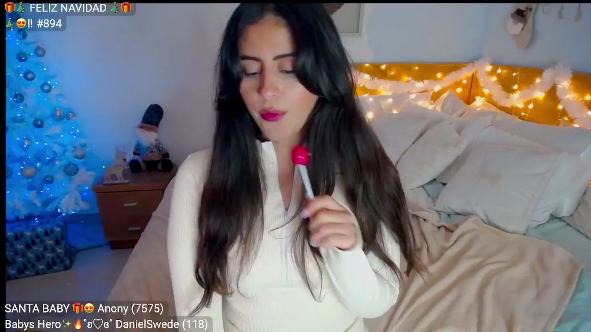 Gallery image thumbnail from Insanna's myfreecams stream on, 12/25/2024, 23:56 image 7 of 20