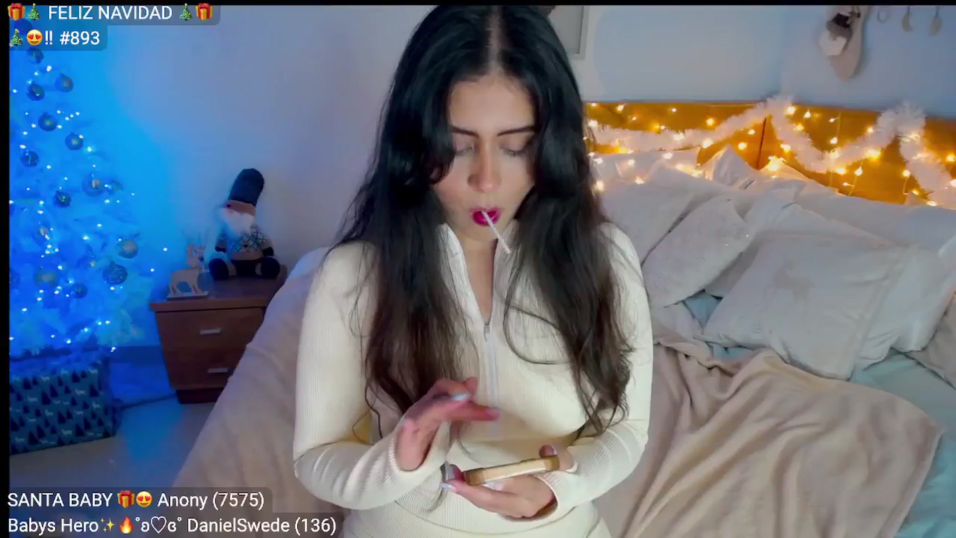 Gallery image thumbnail from Insanna's myfreecams stream on, 12/25/2024, 23:56 image 10 of 20
