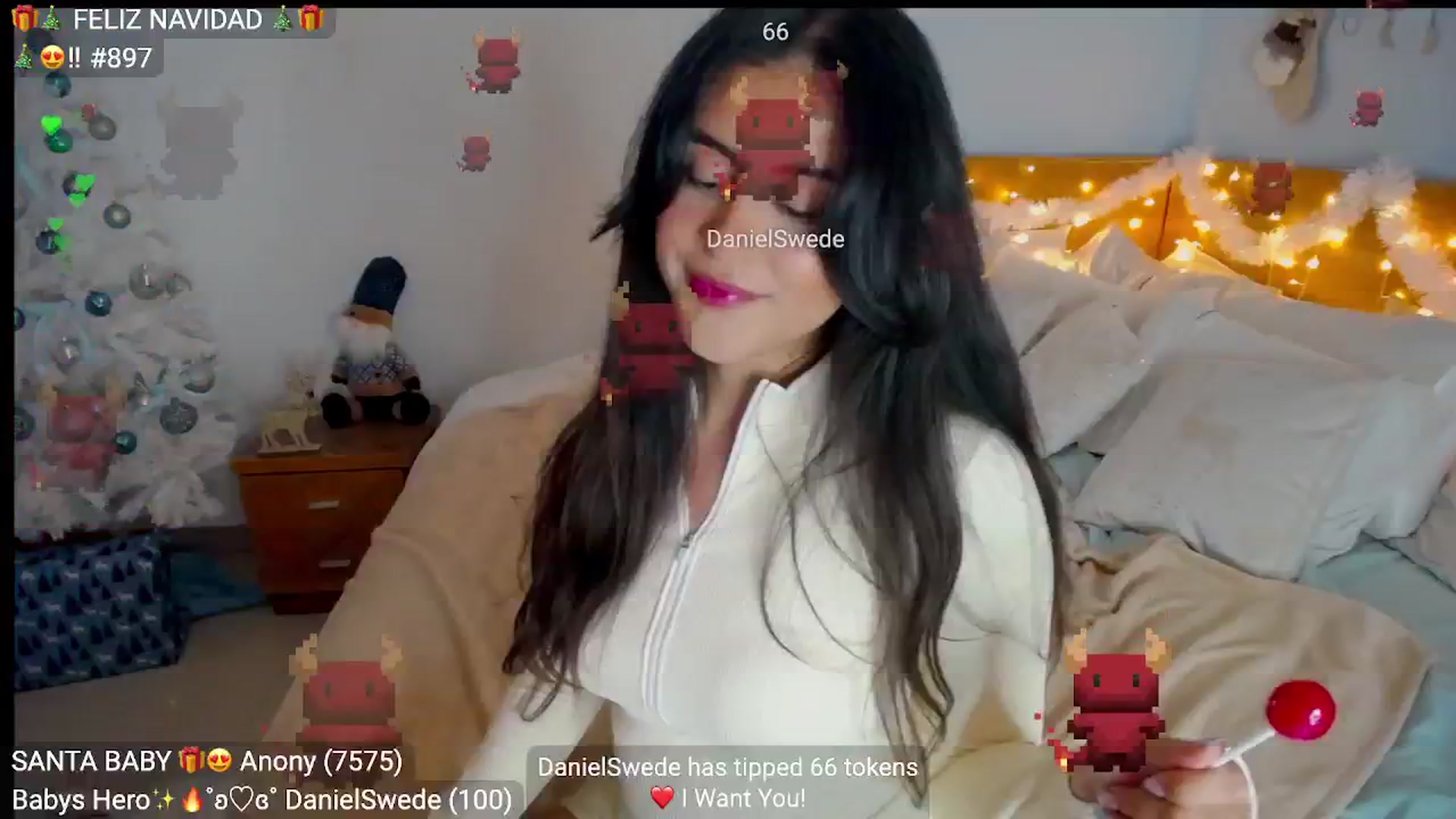 Gallery image thumbnail from Insanna's myfreecams stream on, 12/25/2024, 23:56 image 3 of 20