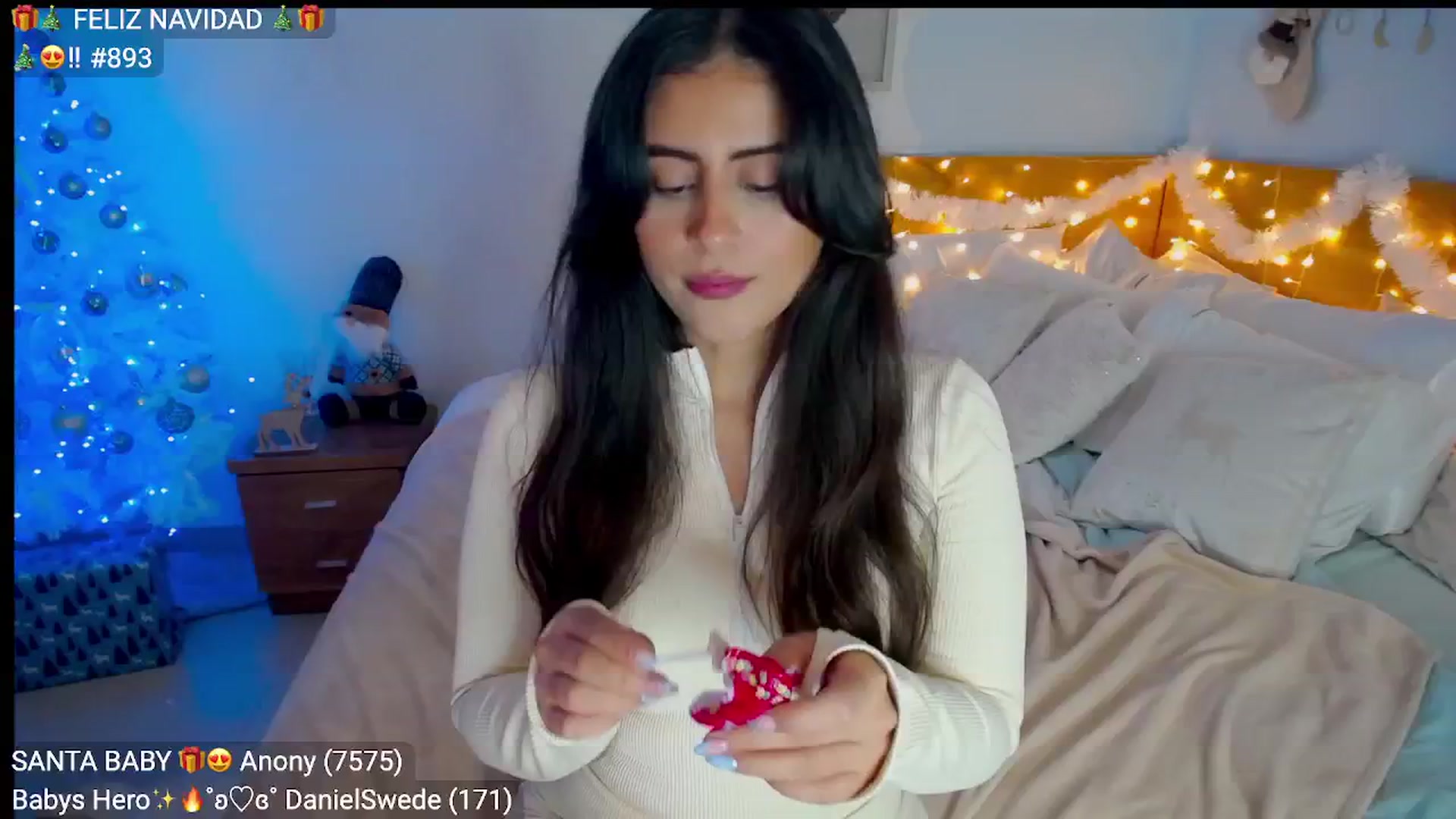 Gallery image thumbnail from Insanna's myfreecams stream on, 12/25/2024, 23:56 image 16 of 20