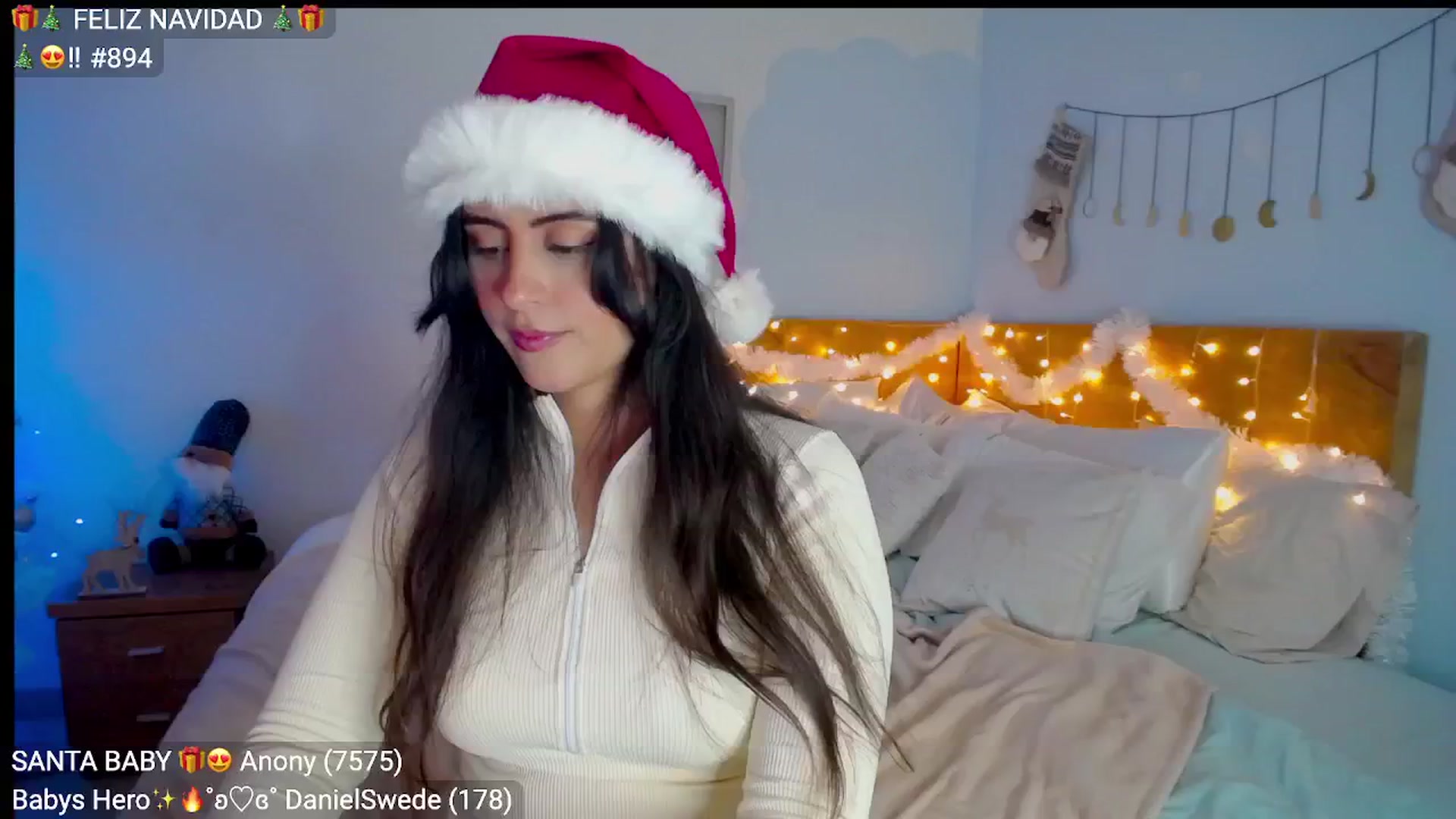 Gallery image thumbnail from Insanna's myfreecams stream on, 12/26/2024, 24:56 image 15 of 20
