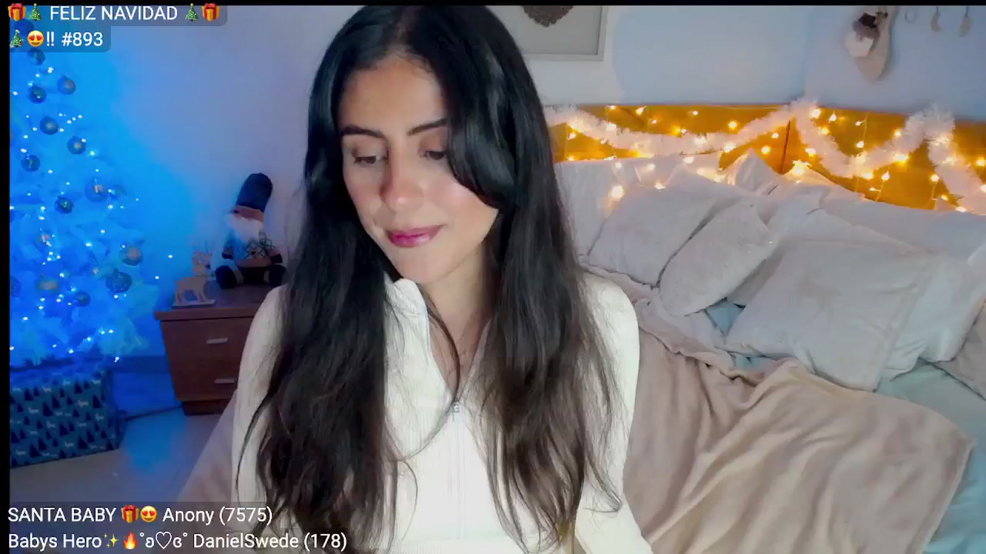 Gallery image thumbnail from Insanna's myfreecams stream on, 12/26/2024, 24:56 image 12 of 20