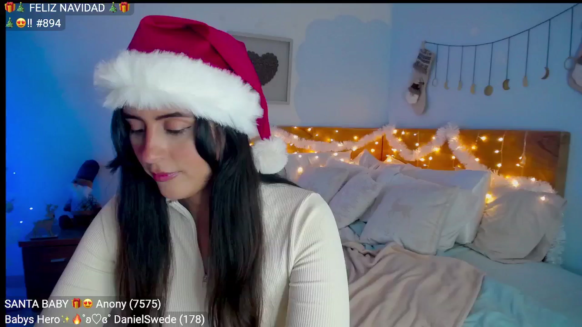 Gallery image thumbnail from Insanna's myfreecams stream on, 12/26/2024, 24:56 image 19 of 20