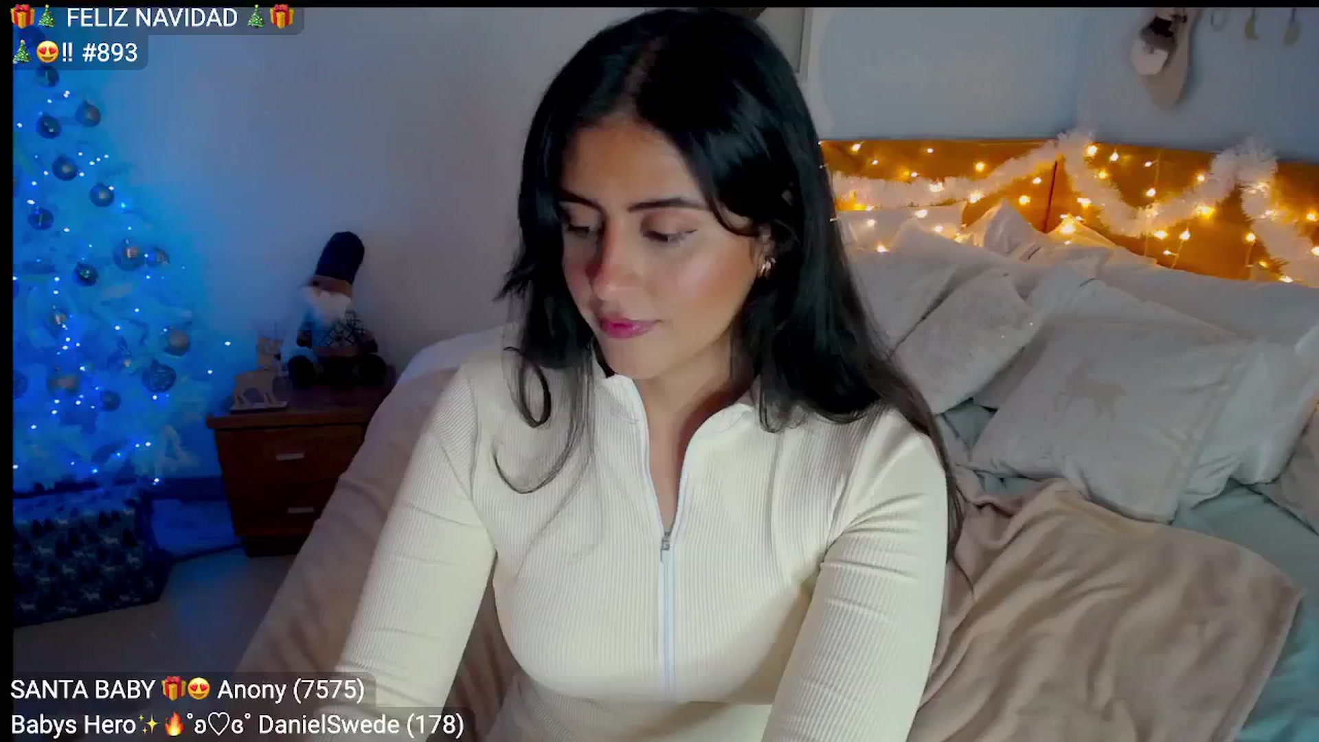 Gallery image thumbnail from Insanna's myfreecams stream on, 12/26/2024, 24:56 image 10 of 20