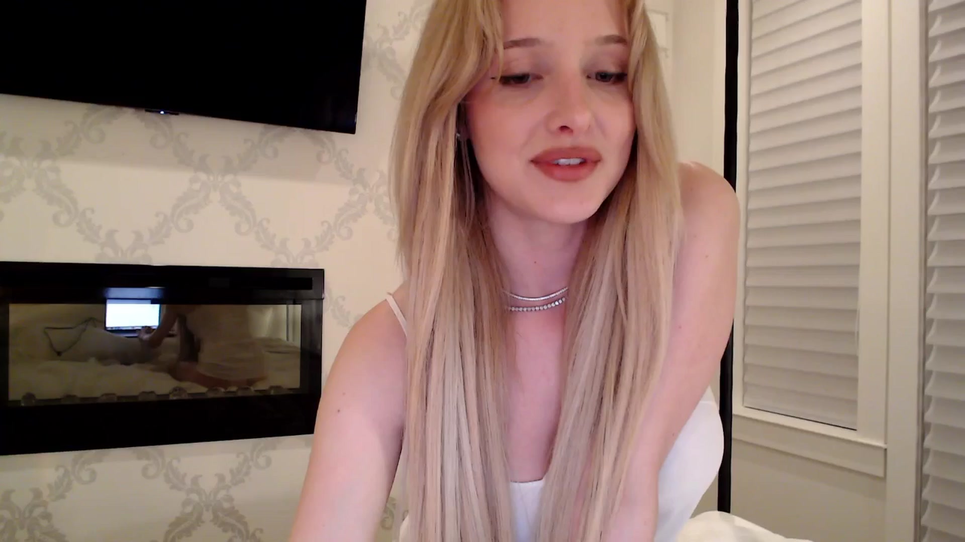 Gallery image thumbnail from Instagram's myfreecams stream on, 03/26/2026, 04:47 image 20 of 20