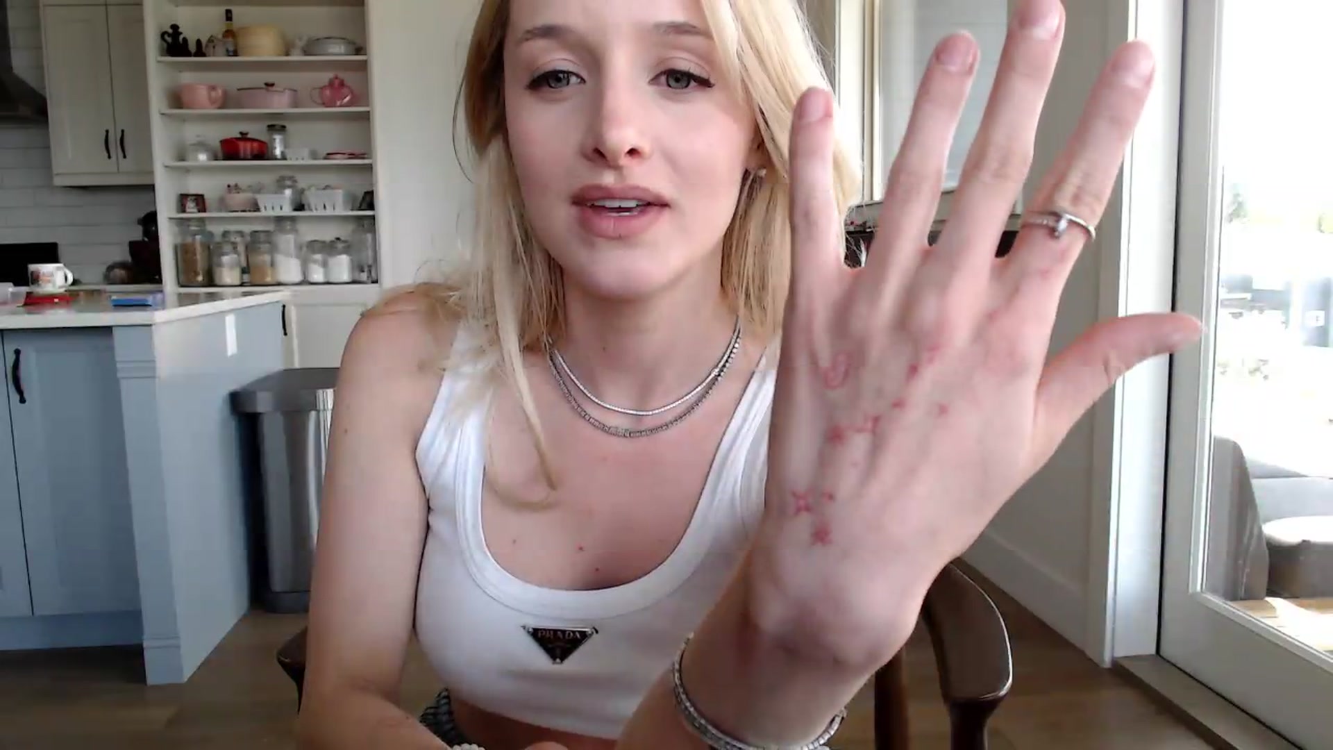 Gallery image thumbnail from Instagram's myfreecams stream on, 04/28/2026, 20:35 image 15 of 20