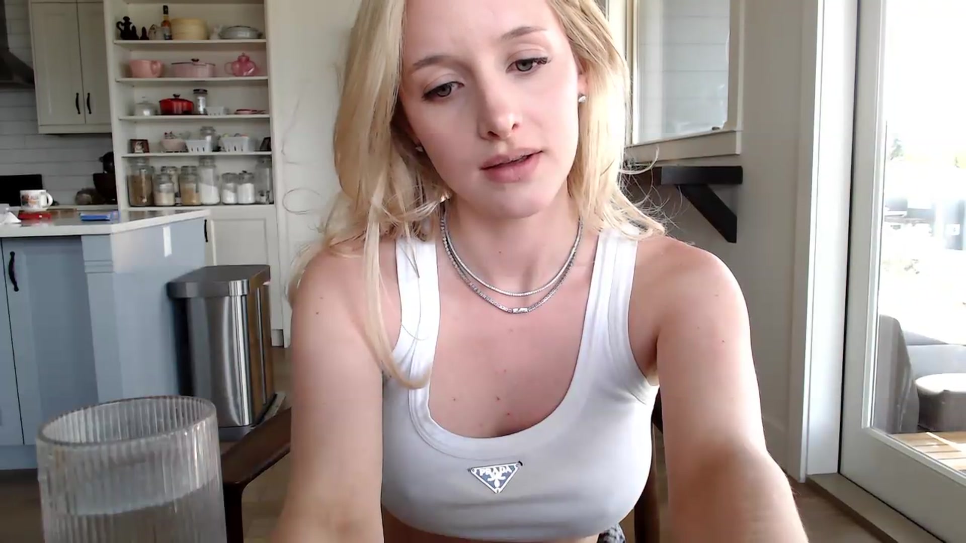 Gallery image thumbnail from Instagram's myfreecams stream on, 04/28/2026, 20:35 image 8 of 20