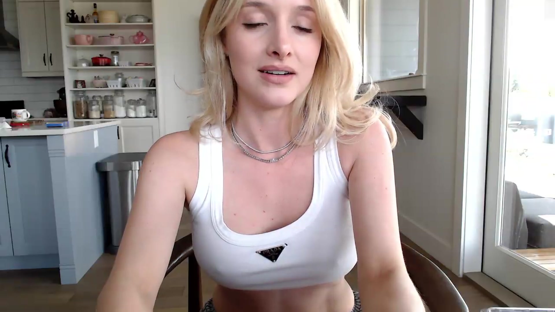 Gallery image thumbnail from Instagram's myfreecams stream on, 04/28/2026, 20:35 image 2 of 20