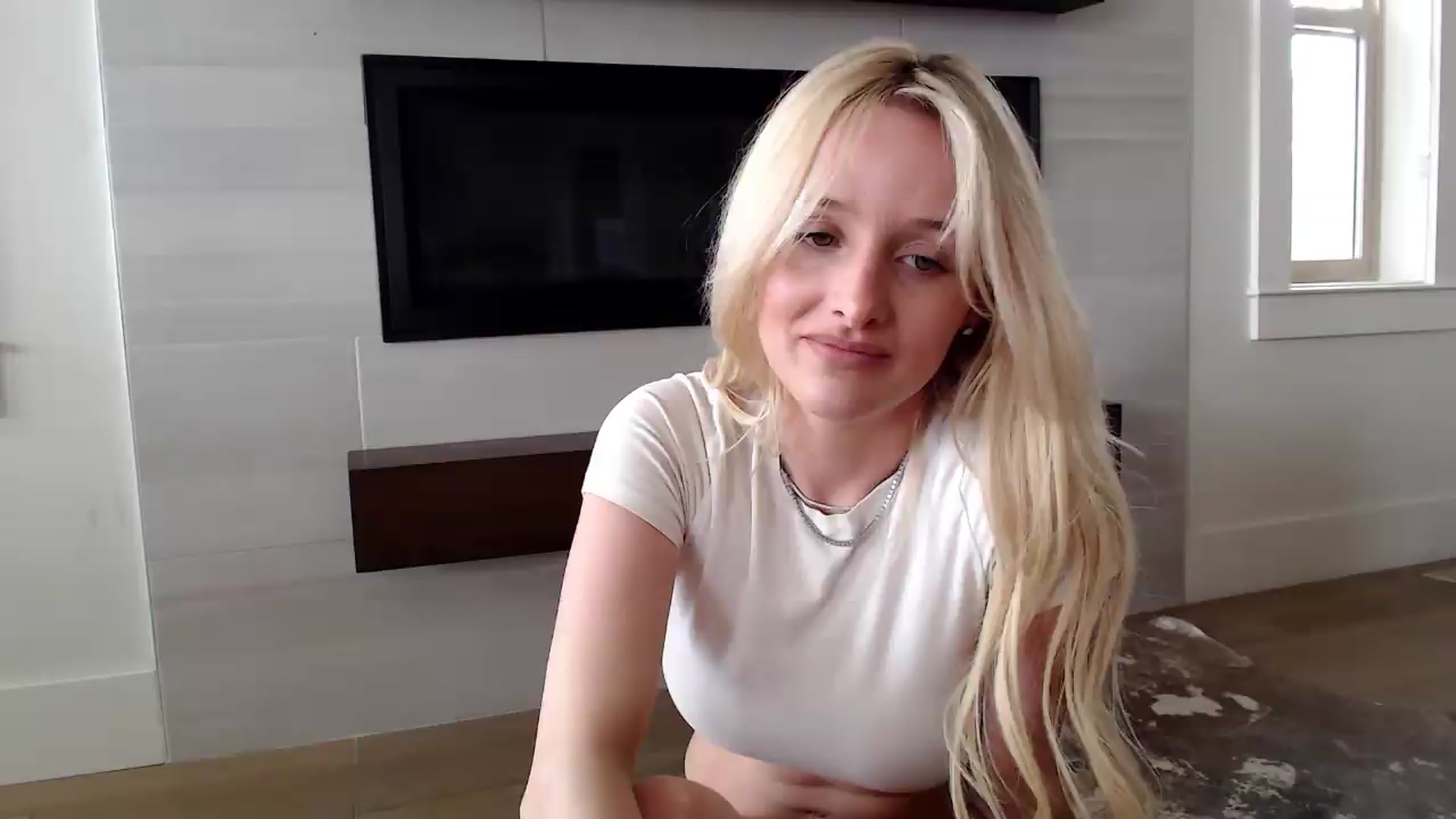 Gallery image thumbnail from Instagram's myfreecams stream on, 05/06/2026, 20:05 image 2 of 20