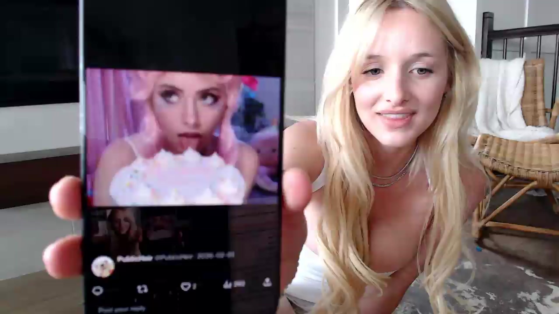 Gallery image thumbnail from Instagram's myfreecams stream on, 05/08/2026, 20:19 image 6 of 20