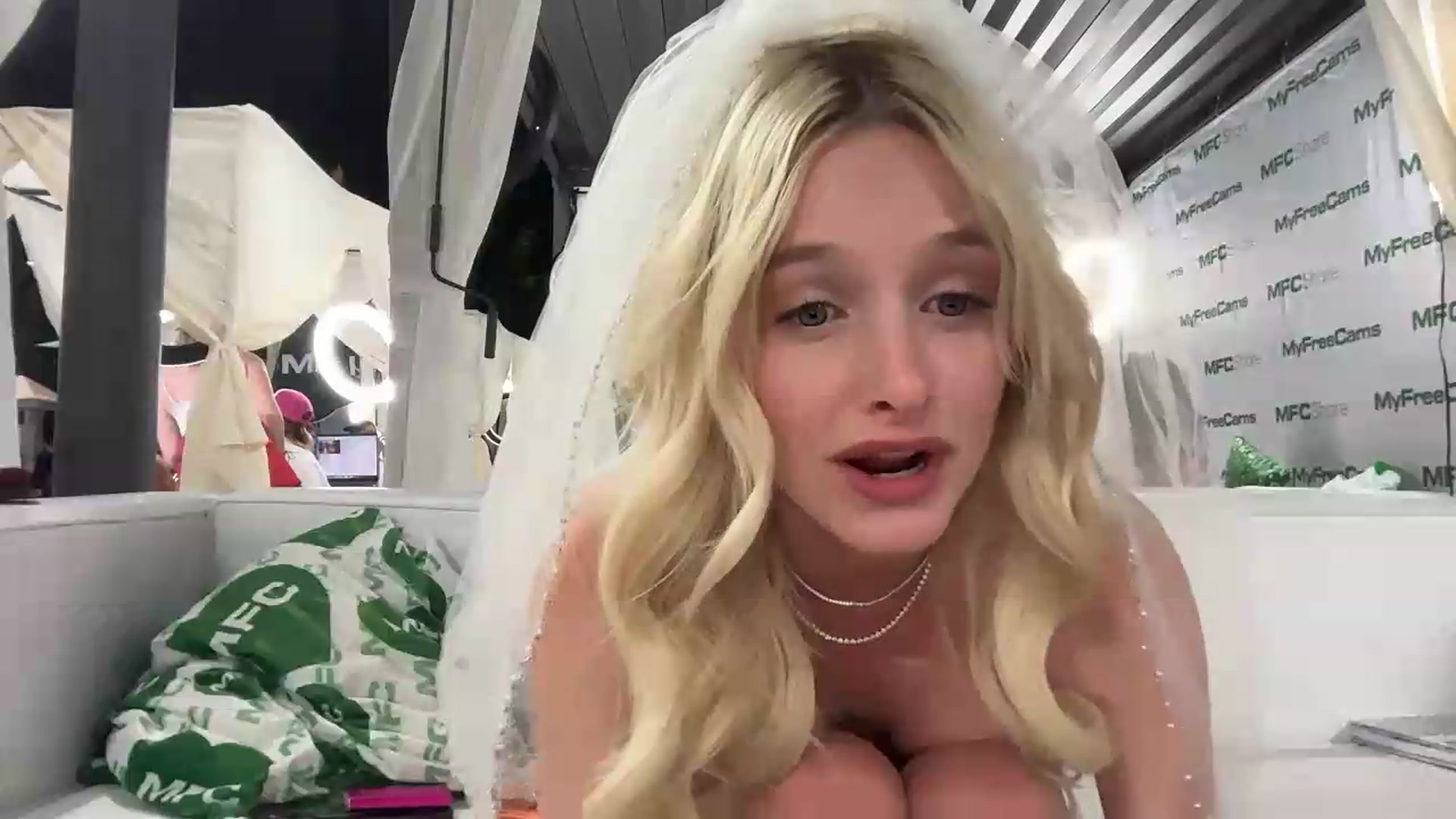 Gallery image thumbnail from Instagram's myfreecams stream on, 05/21/2026, 04:48 image 18 of 20