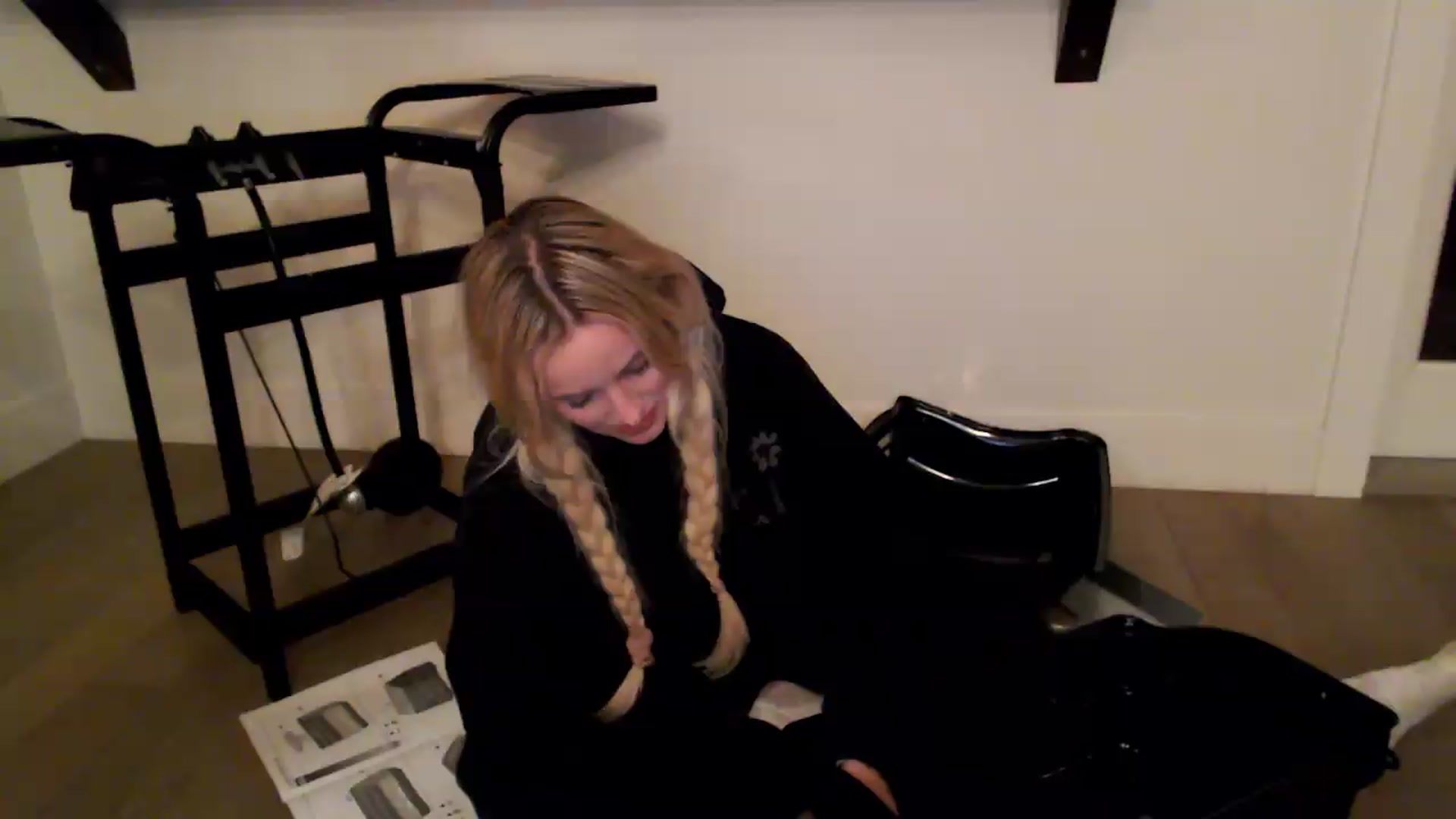 Gallery image thumbnail from Instagram's myfreecams stream on, 05/30/2026, 06:15 image 7 of 20