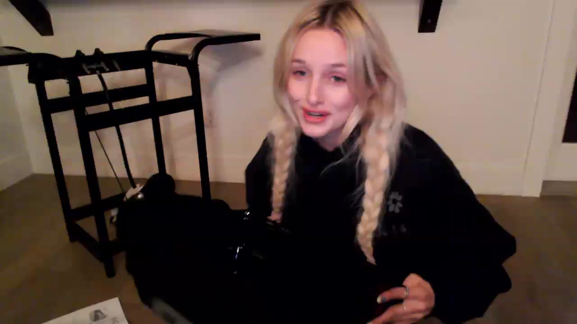 Gallery image thumbnail from Instagram's myfreecams stream on, 05/30/2026, 06:15 image 9 of 20