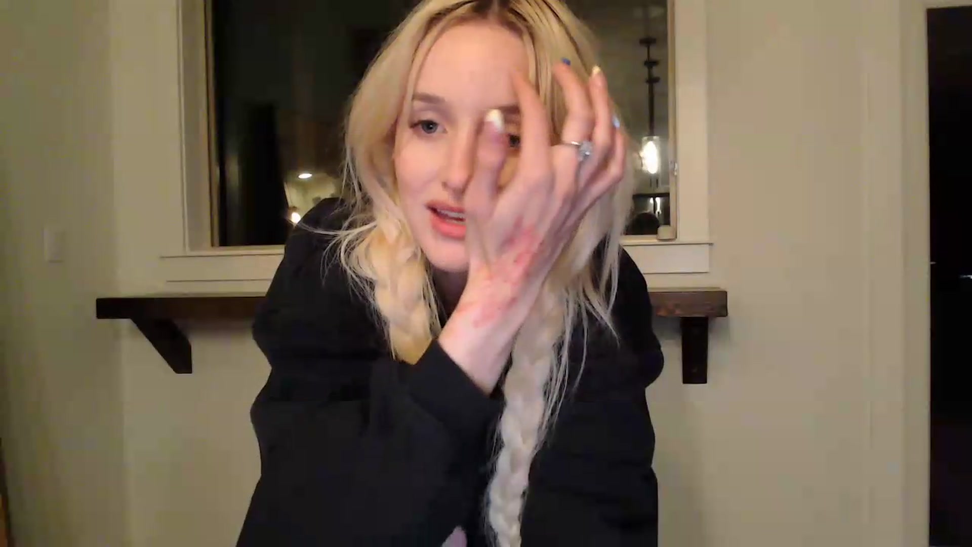 Gallery image thumbnail from Instagram's myfreecams stream on, 05/30/2026, 07:01 image 14 of 20
