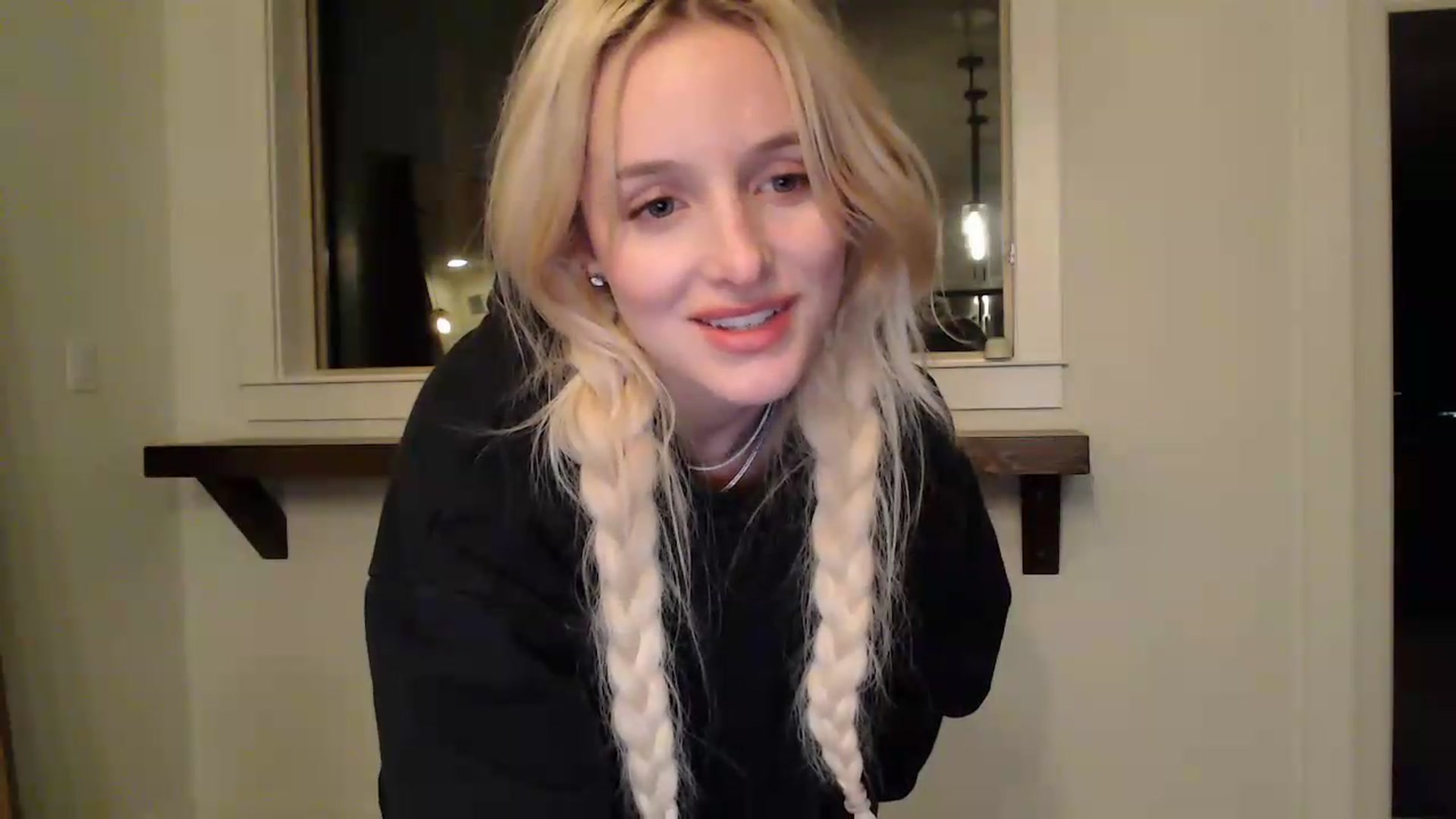 Gallery image thumbnail from Instagram's myfreecams stream on, 05/30/2026, 07:01 image 13 of 20