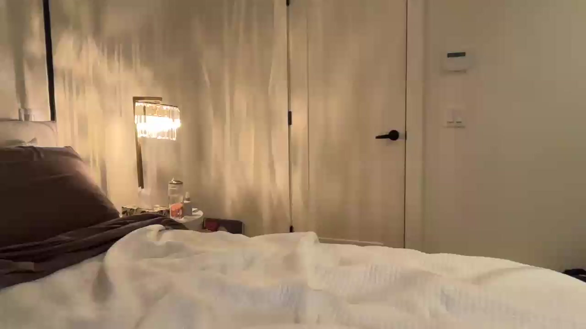 Gallery image thumbnail from Instagram's myfreecams stream on, 06/23/2026, 05:59 image 9 of 20