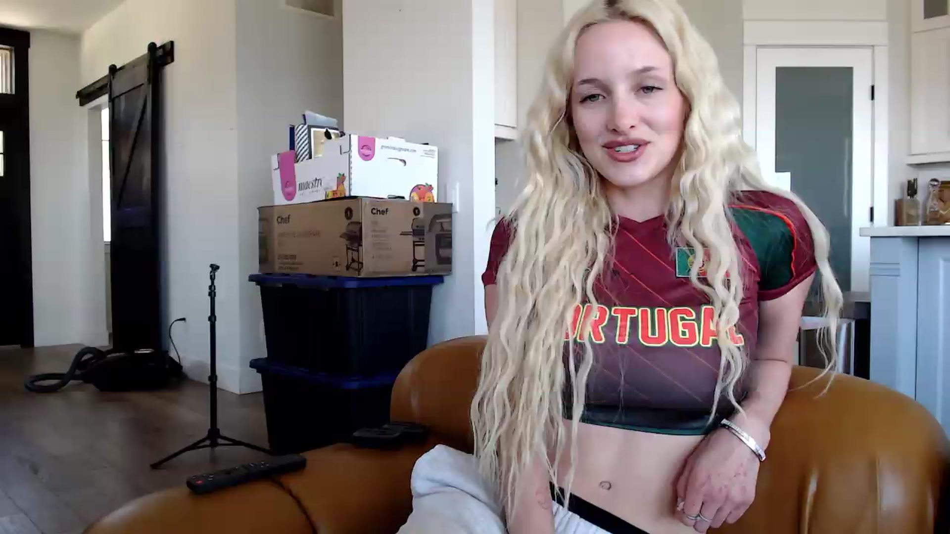 Gallery image thumbnail from Instagram's myfreecams stream on, 07/06/2026, 21:24 image 4 of 20