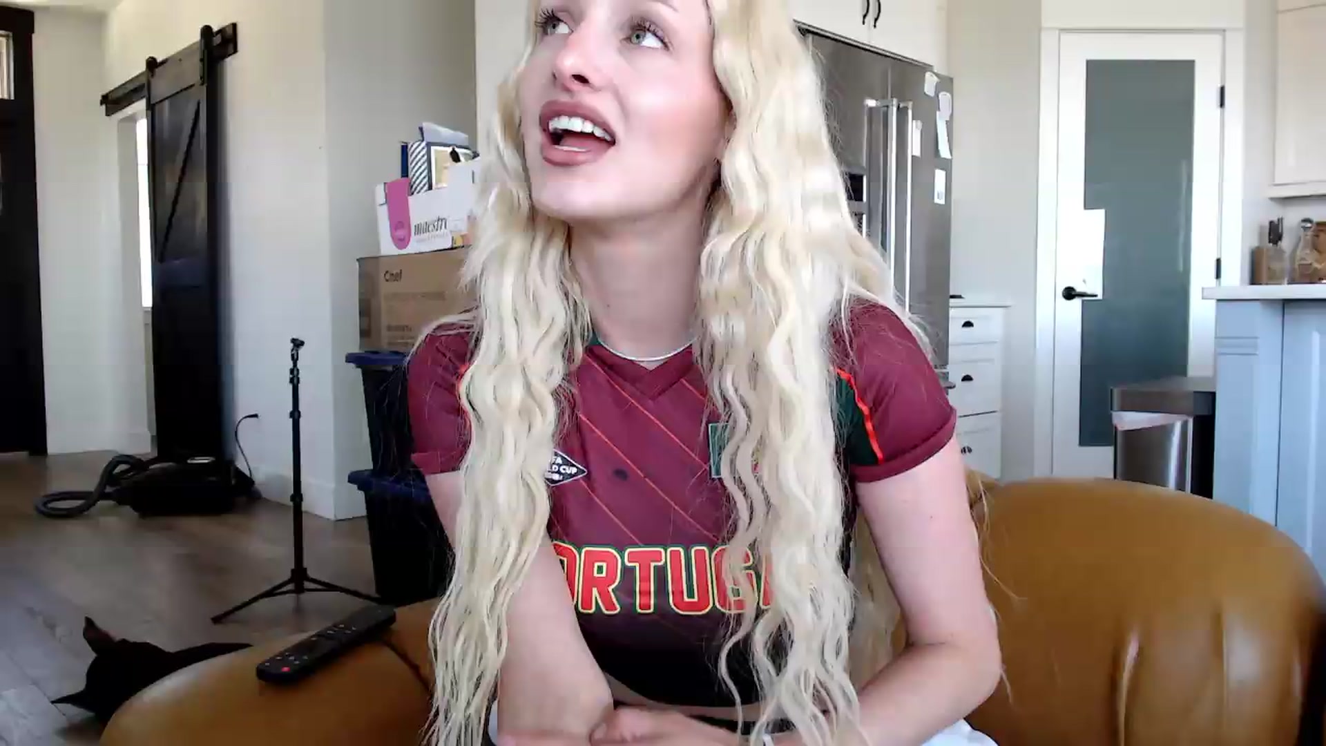 Gallery image thumbnail from Instagram's myfreecams stream on, 07/06/2026, 21:24 image 3 of 20