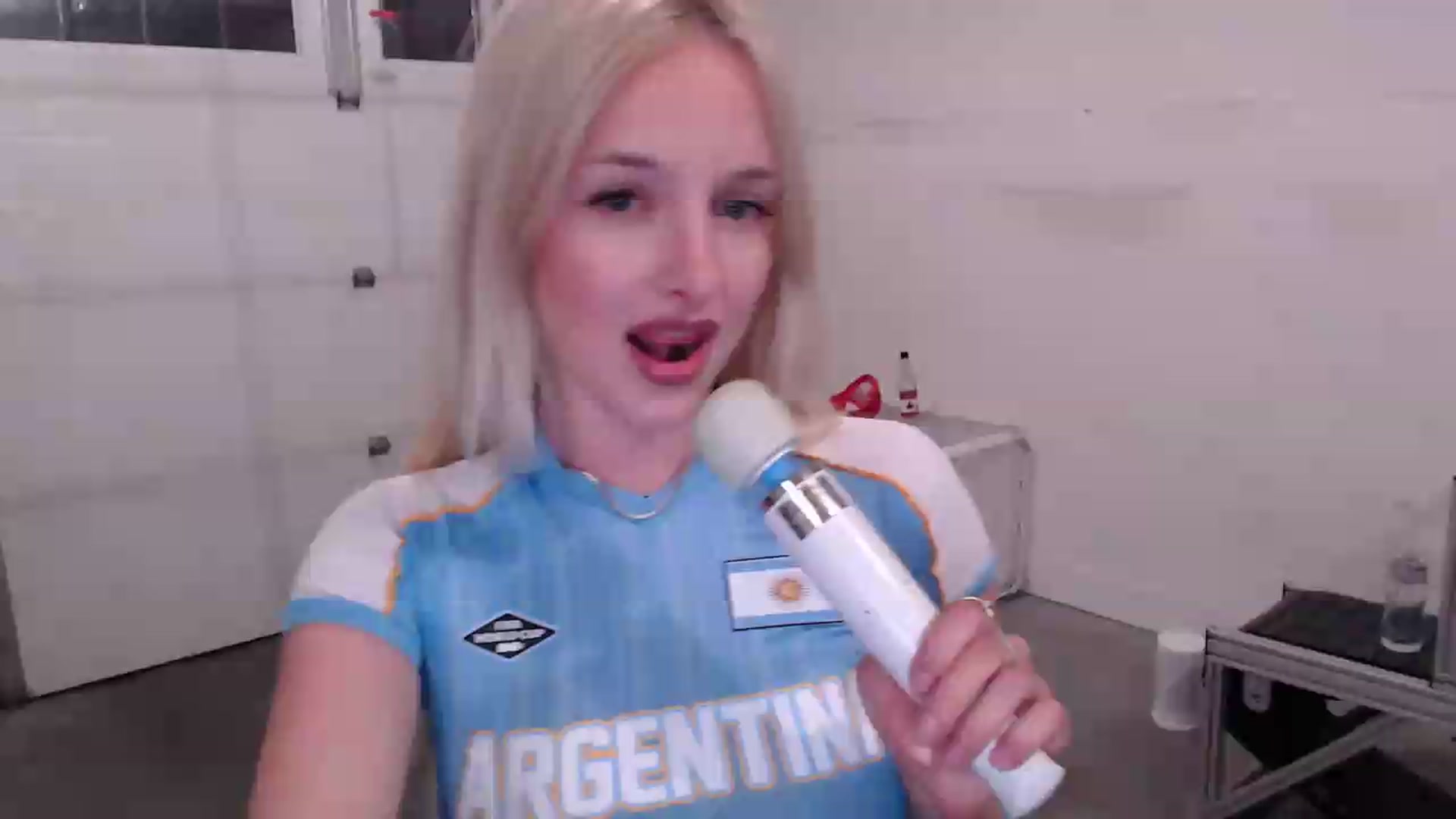 Gallery image thumbnail from Instagram's myfreecams stream on, 07/08/2026, 07:07 image 1 of 20