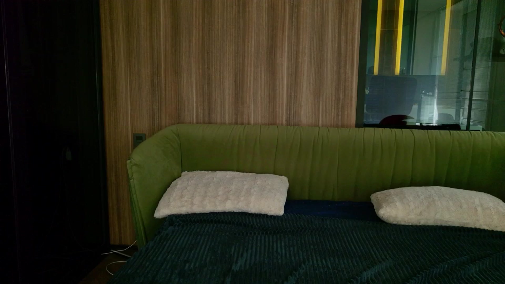 Gallery image thumbnail from Intelligencer's myfreecams stream on, 07/06/2024, 13:25 image 4 of 20