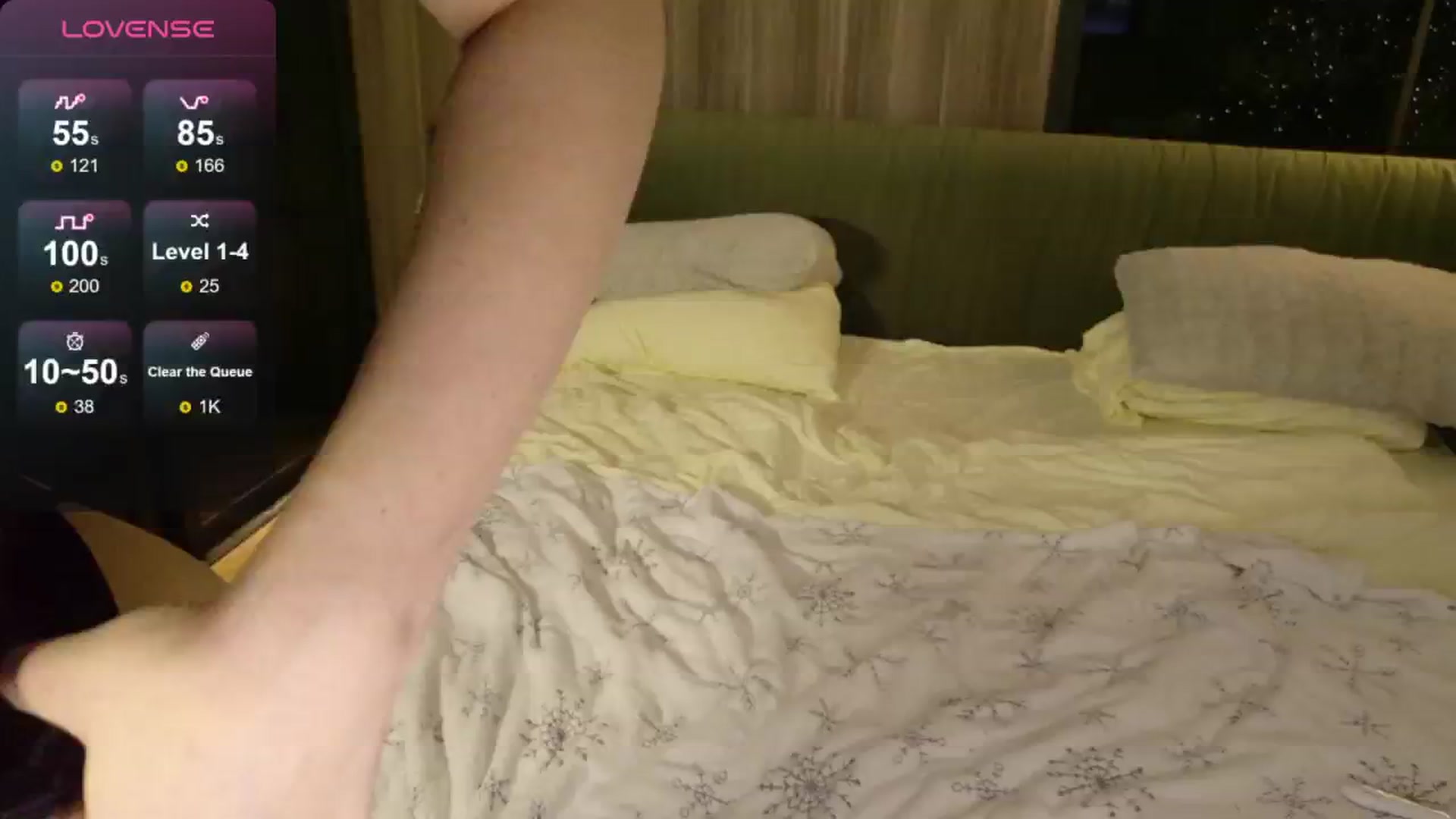 Gallery image thumbnail from Intelligencer's myfreecams stream on, 01/14/2025, 19:05 image 10 of 20