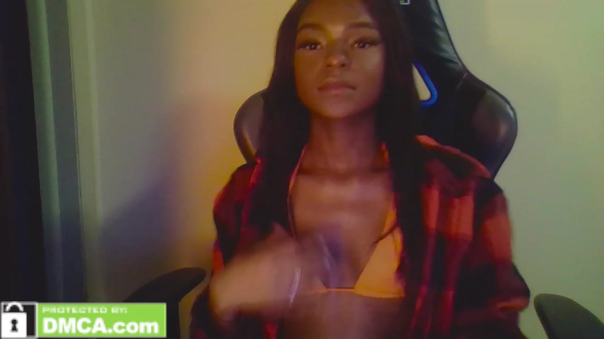 Gallery image thumbnail from Interprincesx's myfreecams stream on, 02/20/2023, 06:37 image 4 of 20