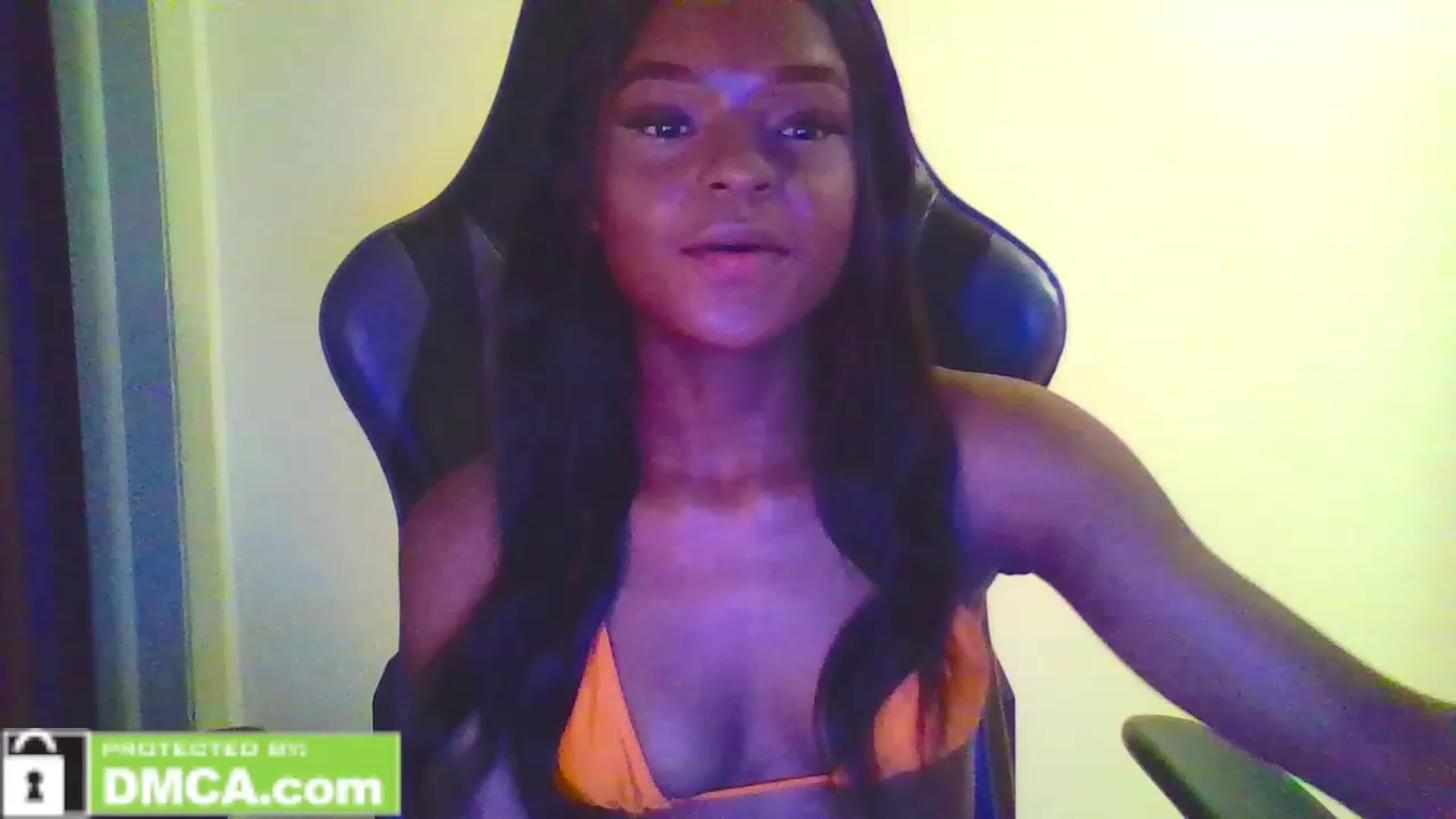 Gallery image thumbnail from Interprincesx's myfreecams stream on, 02/26/2023, 09:34 image 16 of 20