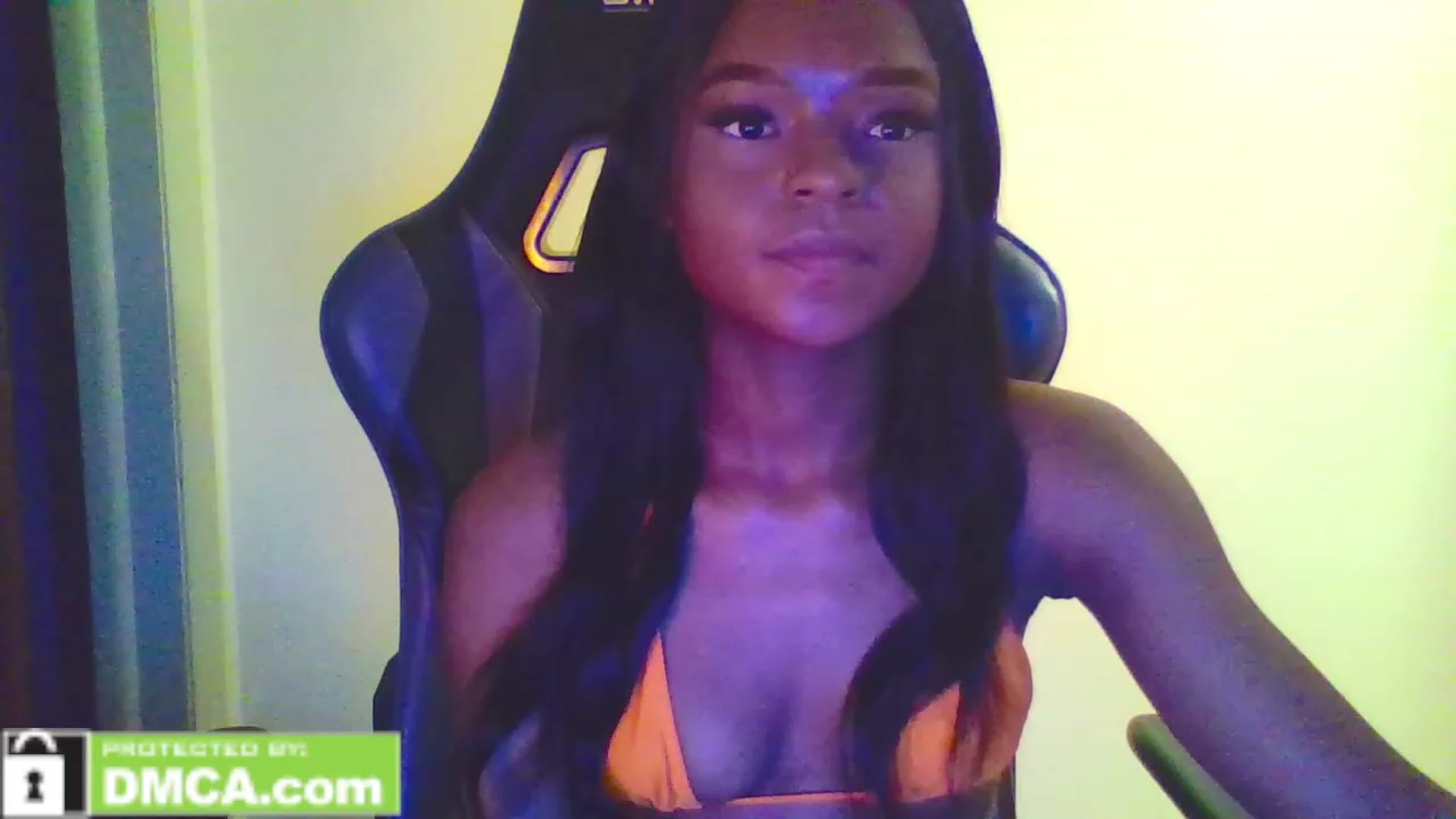Gallery image thumbnail from Interprincesx's myfreecams stream on, 02/26/2023, 09:34 image 14 of 20