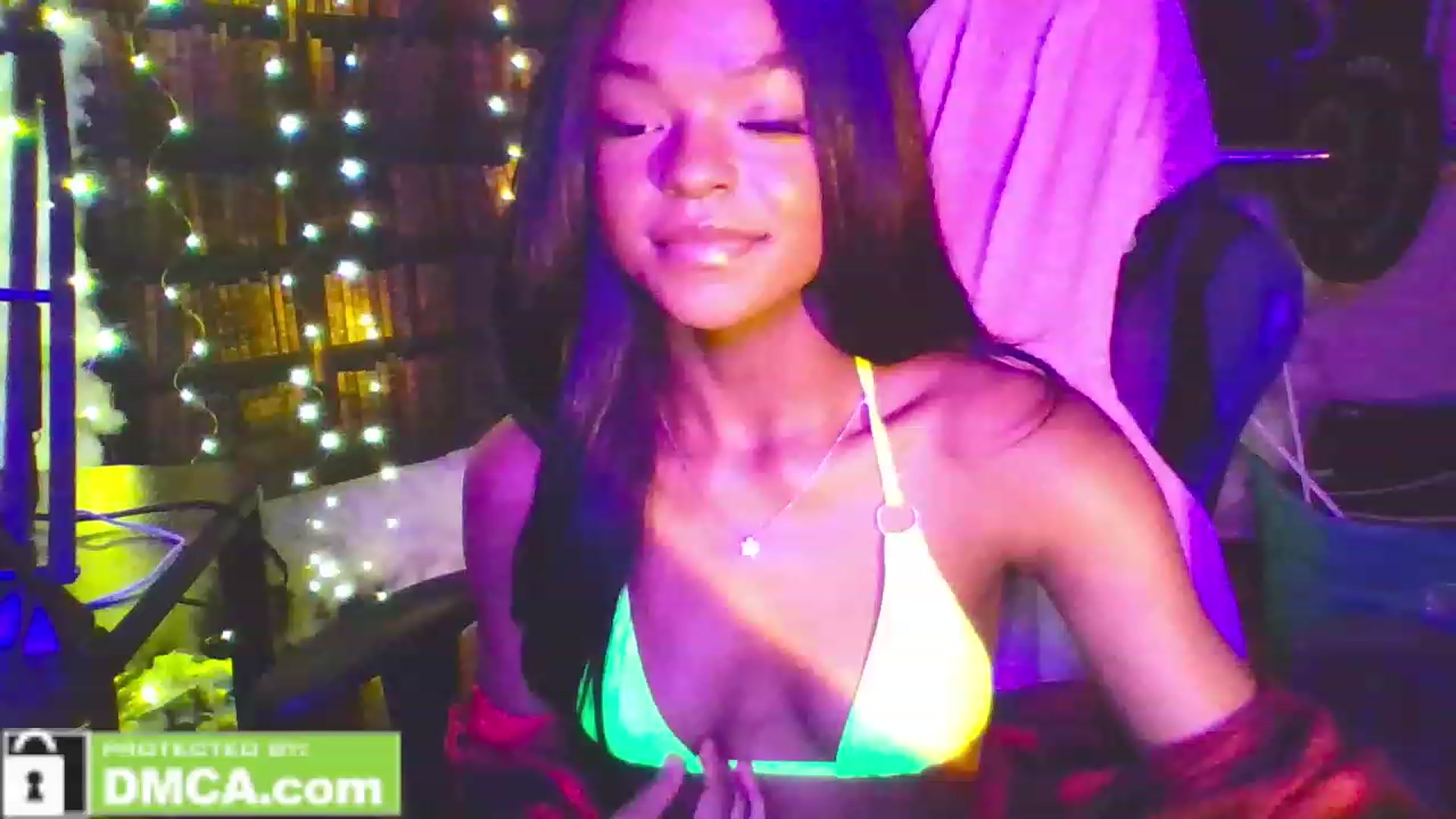 Gallery image thumbnail from Interprincesx's myfreecams stream on, 04/03/2023, 06:07 image 10 of 20