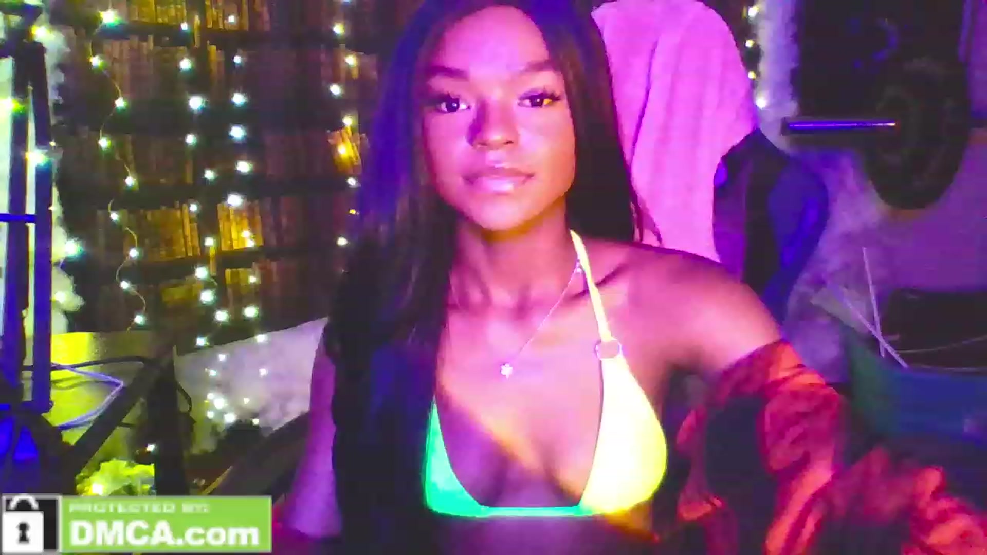 Gallery image thumbnail from Interprincesx's myfreecams stream on, 04/03/2023, 06:07 image 17 of 20