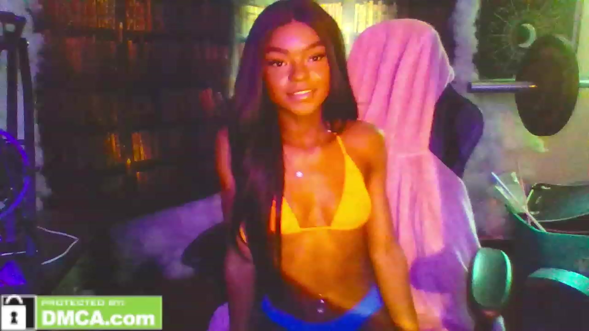 Gallery image thumbnail from Interprincesx's myfreecams stream on, 04/03/2023, 13:44 image 6 of 20