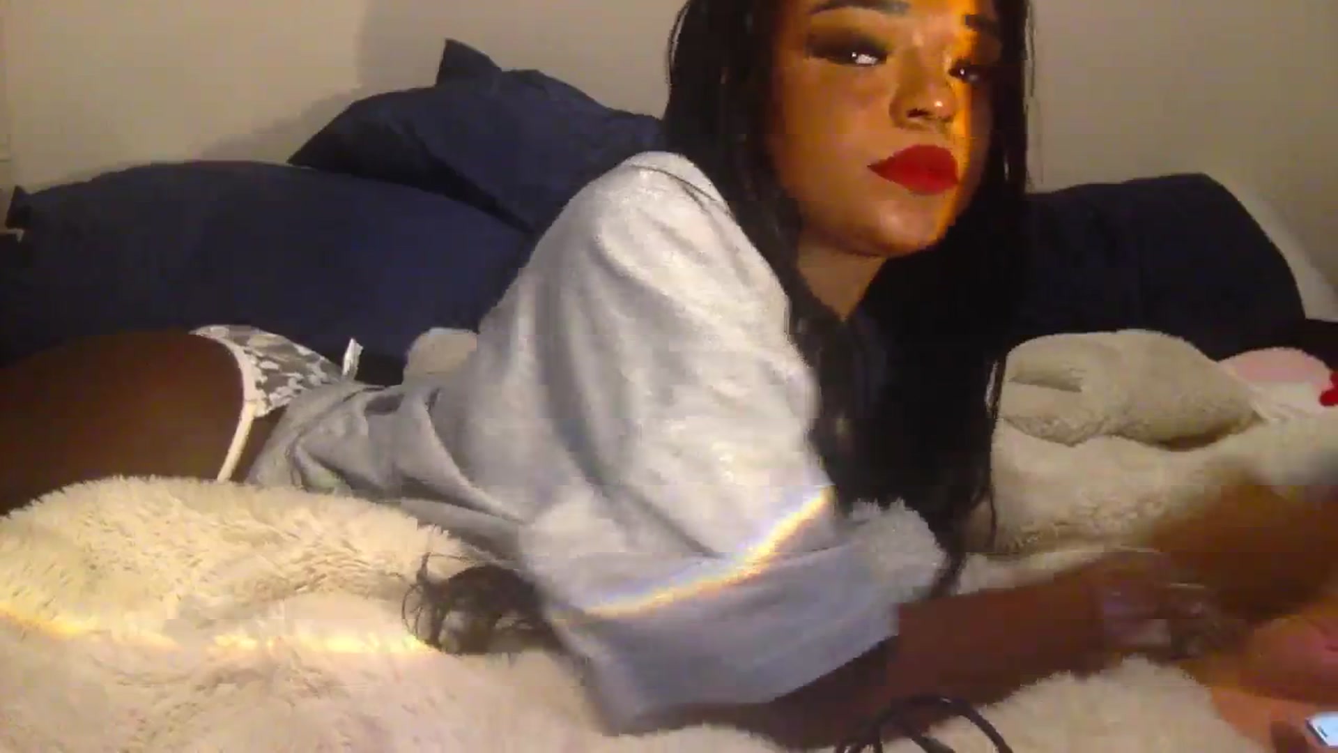 Gallery image thumbnail from Interprincesx's myfreecams stream on, 04/30/2025, 01:29 image 16 of 20
