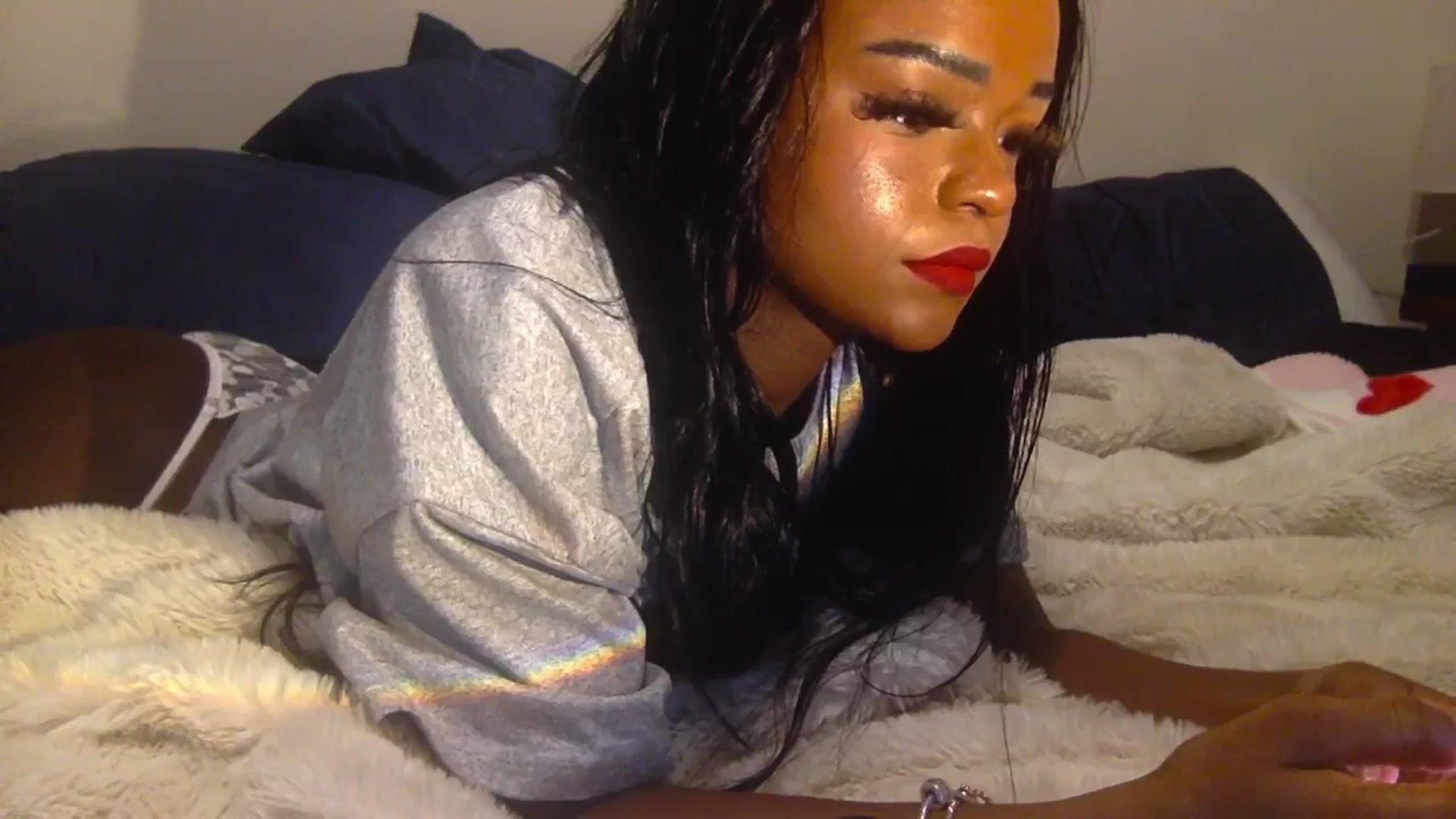 Gallery image thumbnail from Interprincesx's myfreecams stream on, 04/30/2025, 01:29 image 17 of 20