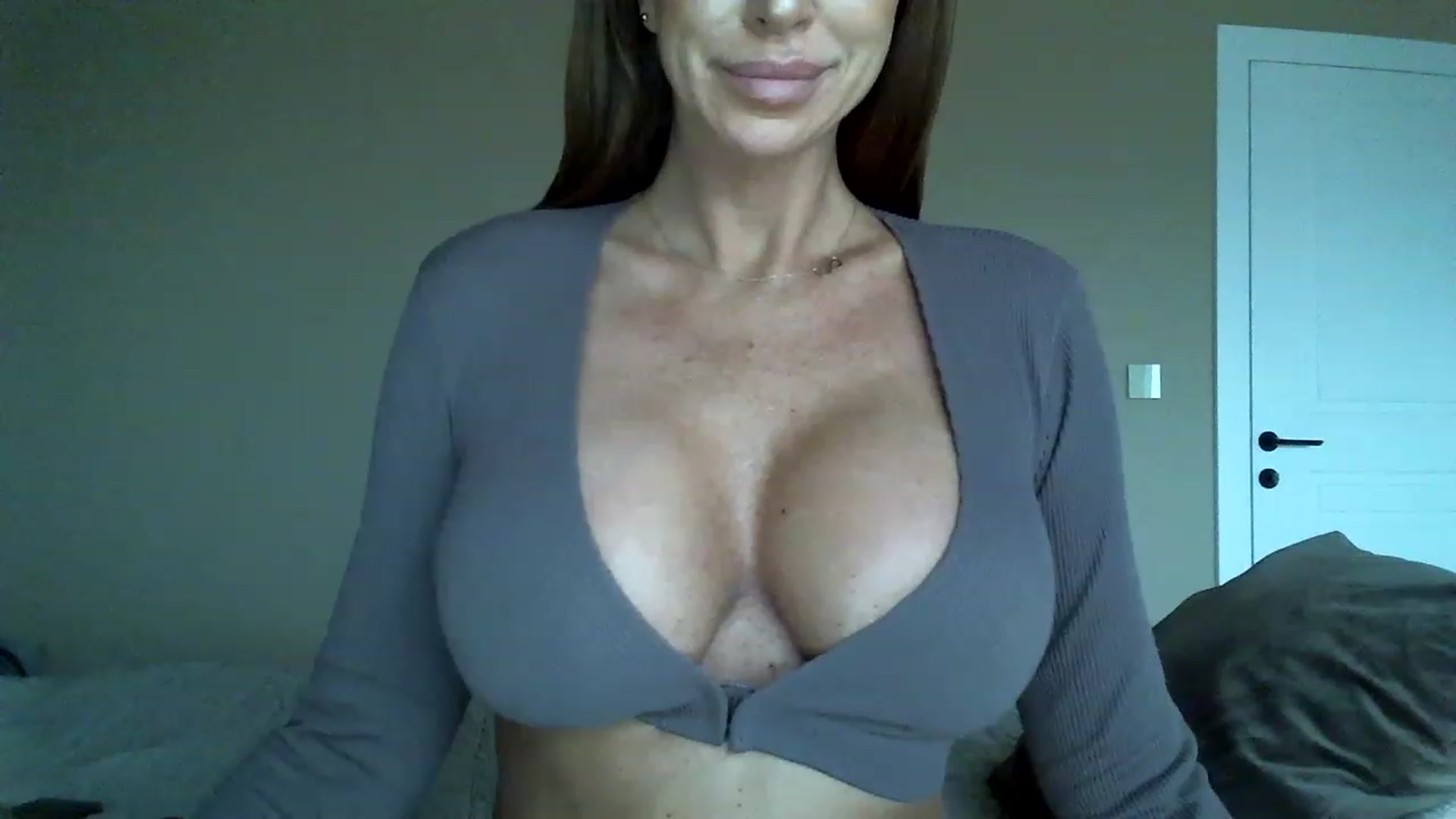 Gallery image thumbnail from Into_Mary's myfreecams stream on, 02/26/2023, 15:01 image 18 of 20